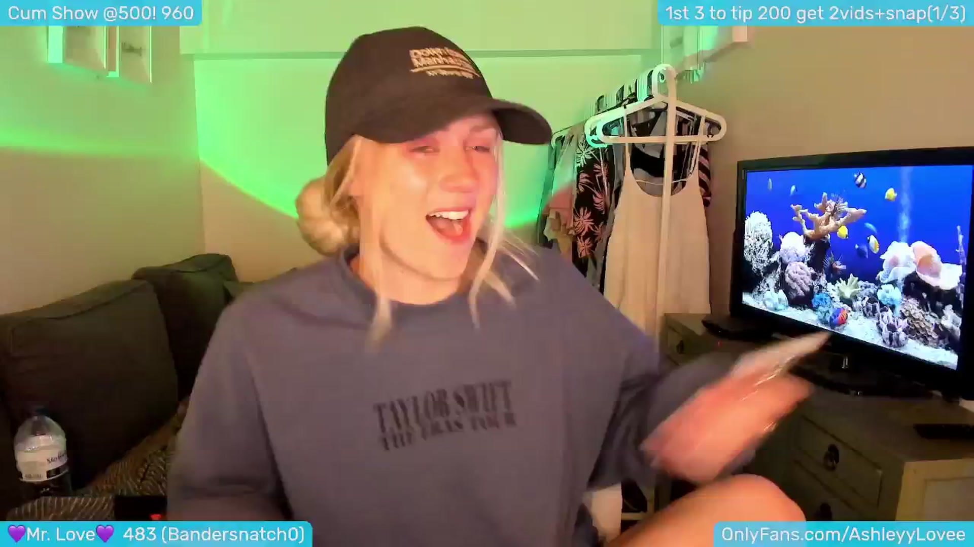 Gallery image thumbnail from AshleyLove's myfreecams stream on, 05/28/2024, 22:59 image 11 of 20