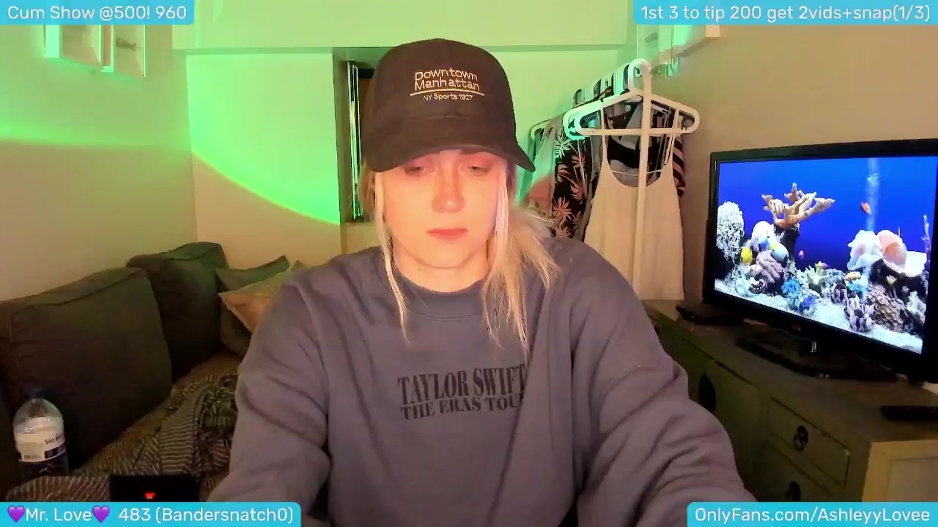 Gallery image thumbnail from AshleyLove's myfreecams stream on, 05/28/2024, 22:59 image 10 of 20