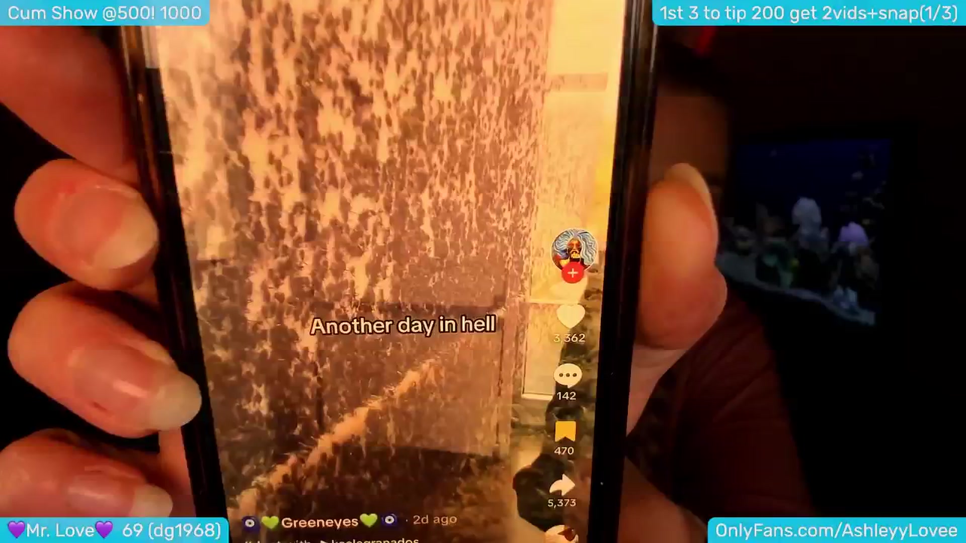 Gallery image thumbnail from AshleyLove's myfreecams stream on, 05/29/2024, 23:07 image 9 of 20