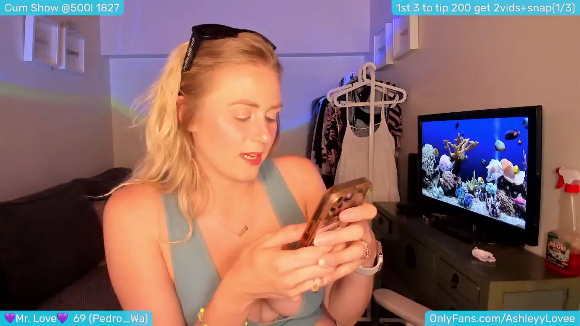 Gallery image thumbnail from AshleyLove's myfreecams stream on, 06/01/2024, 22:30 image 20 of 20