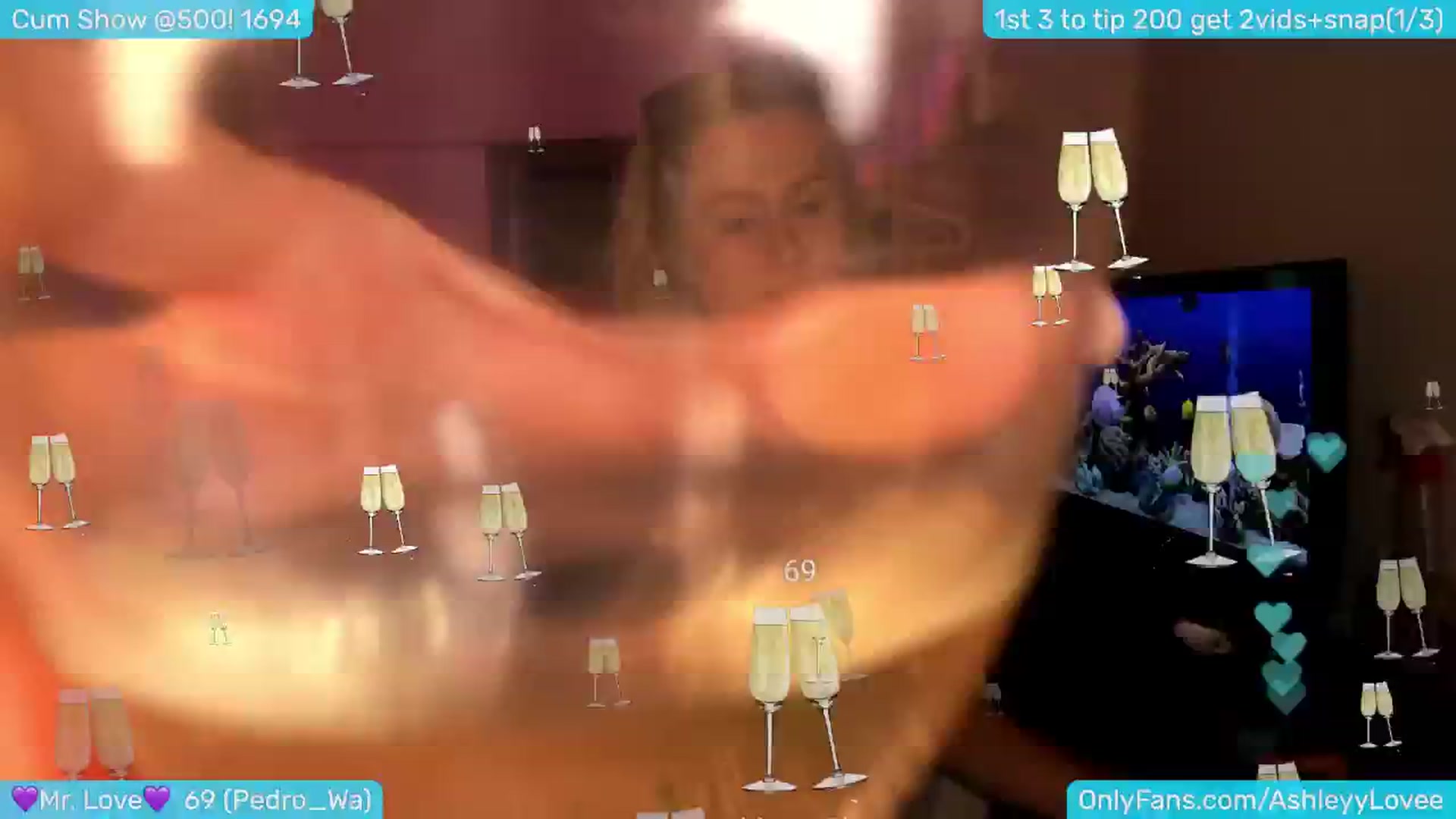 Gallery image thumbnail from AshleyLove's myfreecams stream on, 06/02/2024, 24:04 image 8 of 20