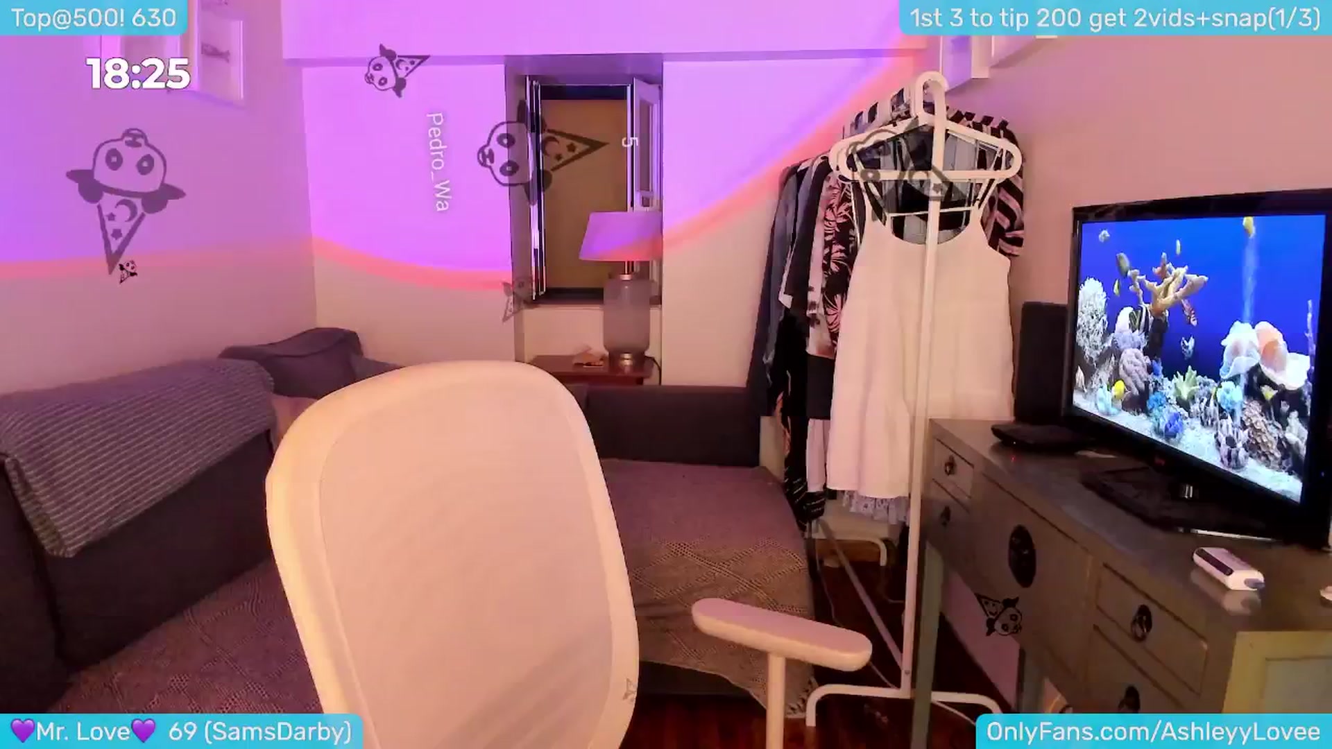 Gallery image thumbnail from AshleyLove's myfreecams stream on, 06/03/2024, 23:48 image 13 of 20