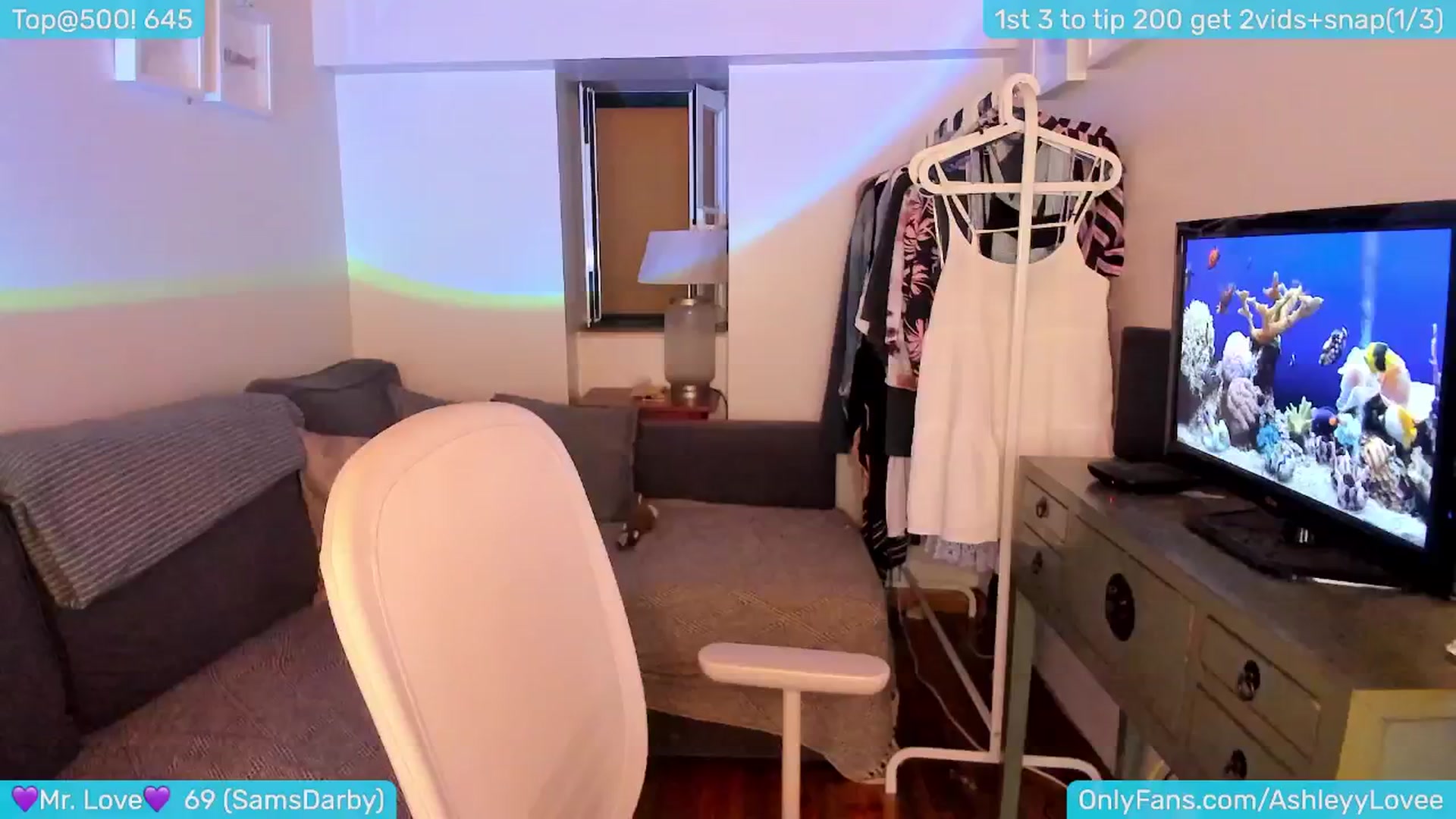 Gallery image thumbnail from AshleyLove's myfreecams stream on, 06/03/2024, 23:48 image 7 of 20