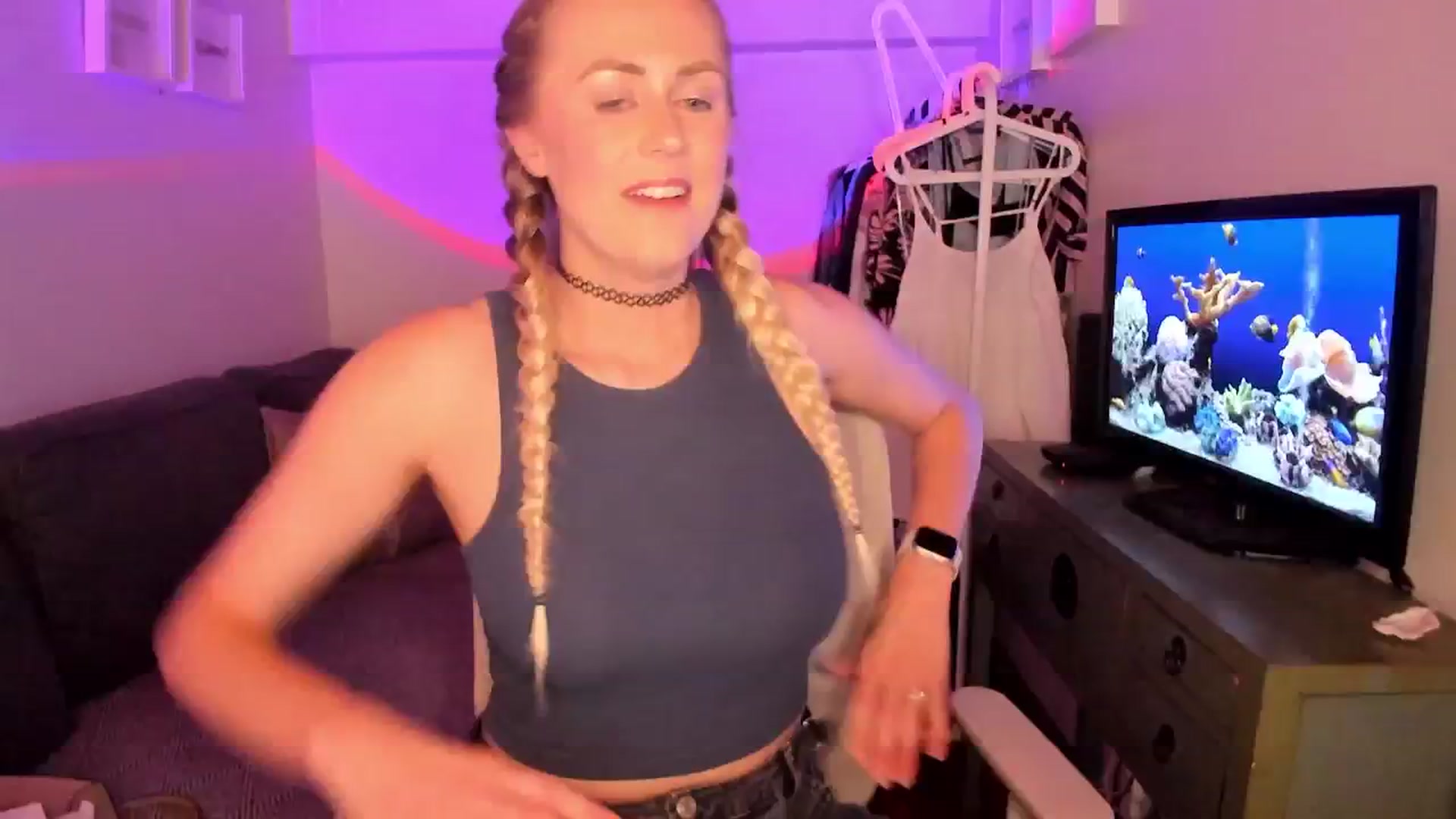 Gallery image thumbnail from AshleyLove's myfreecams stream on, 06/05/2024, 24:02 image 9 of 20
