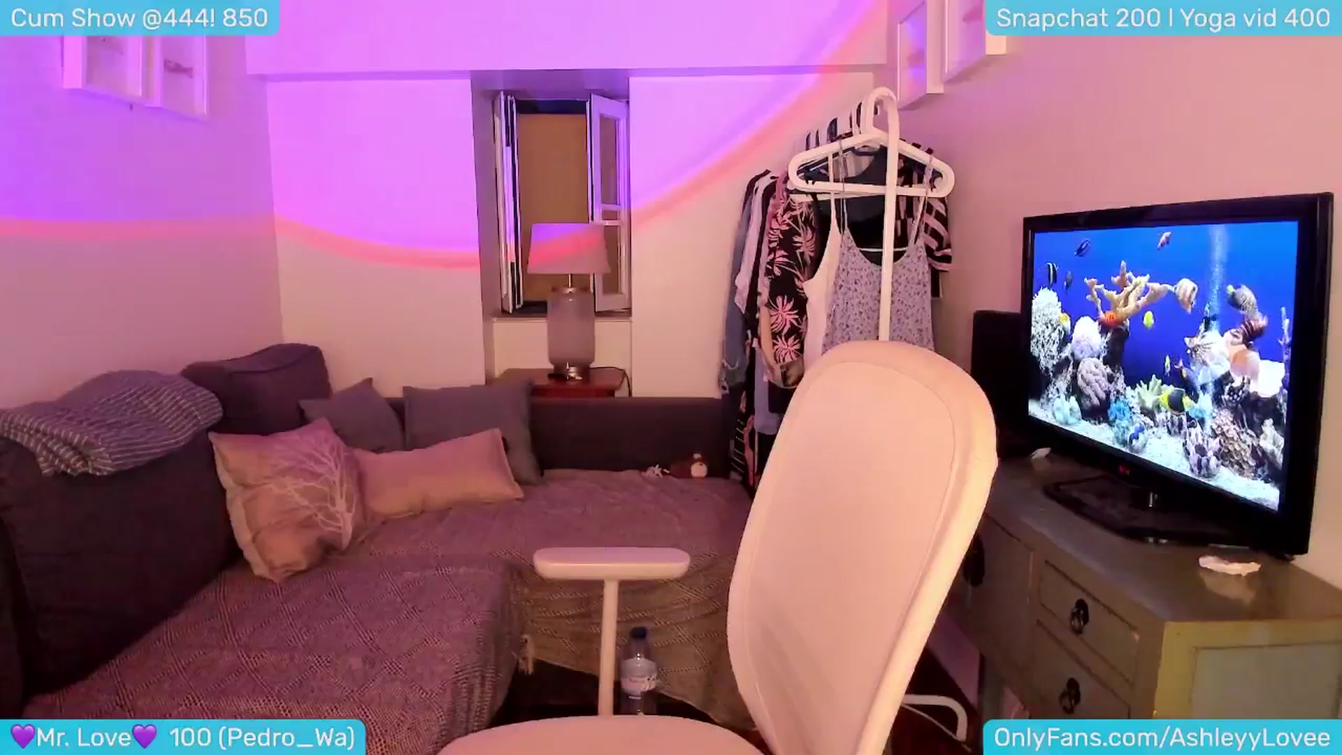 Gallery image thumbnail from AshleyLove's myfreecams stream on, 06/07/2024, 01:37 image 7 of 20