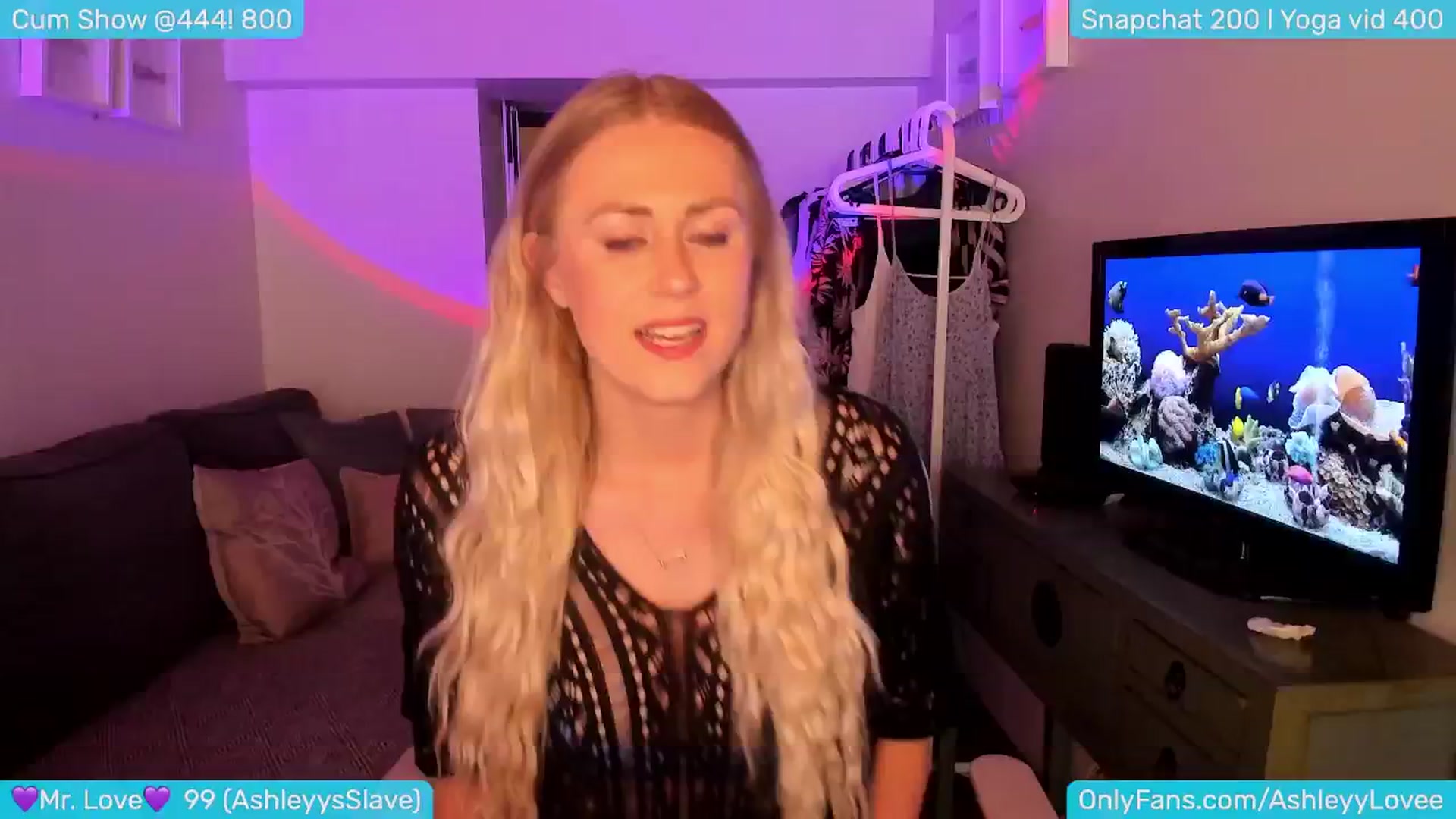 Gallery image thumbnail from AshleyLove's myfreecams stream on, 06/07/2024, 21:32 image 20 of 20