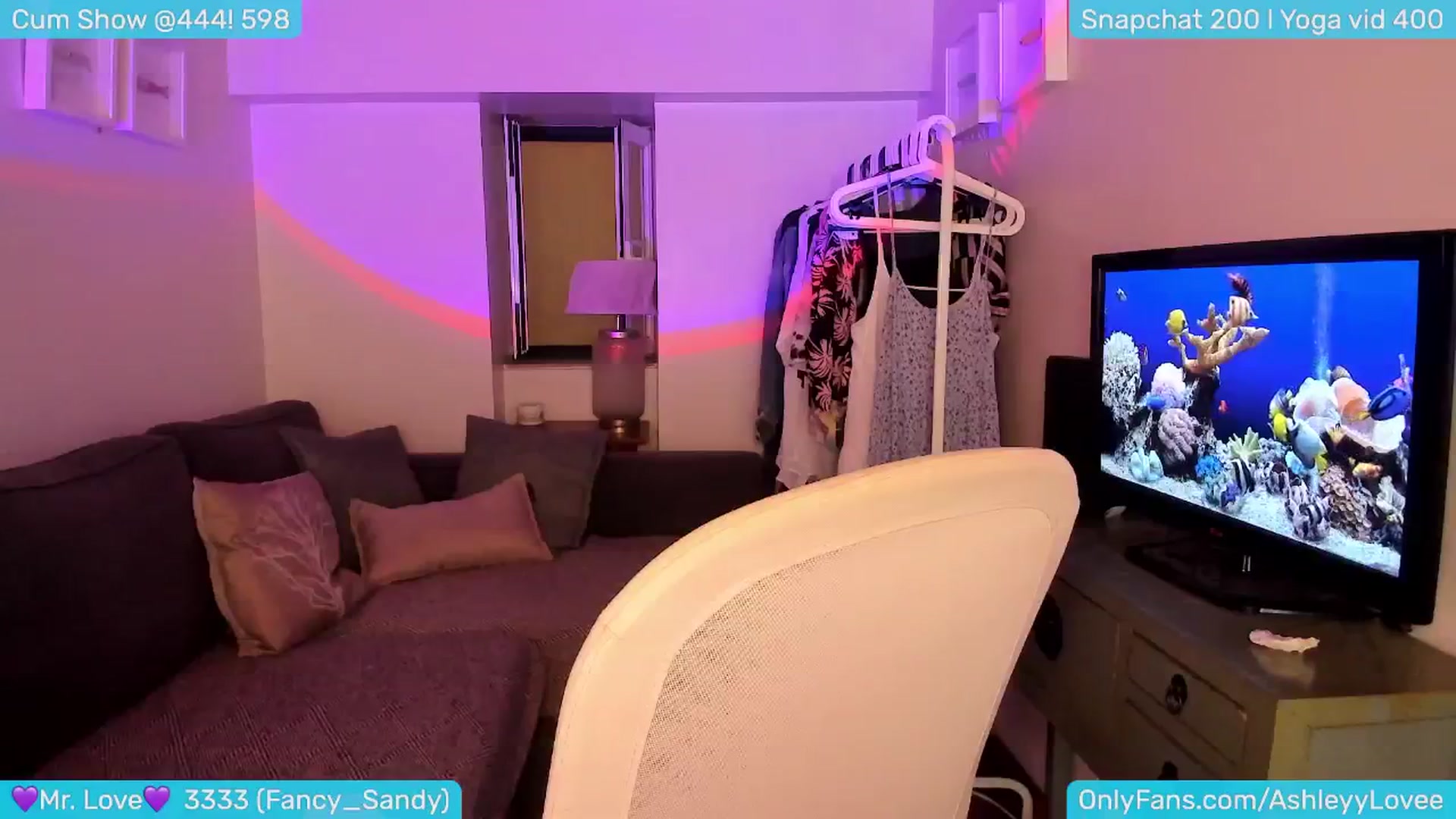 Gallery image thumbnail from AshleyLove's myfreecams stream on, 06/08/2024, 24:20 image 17 of 20