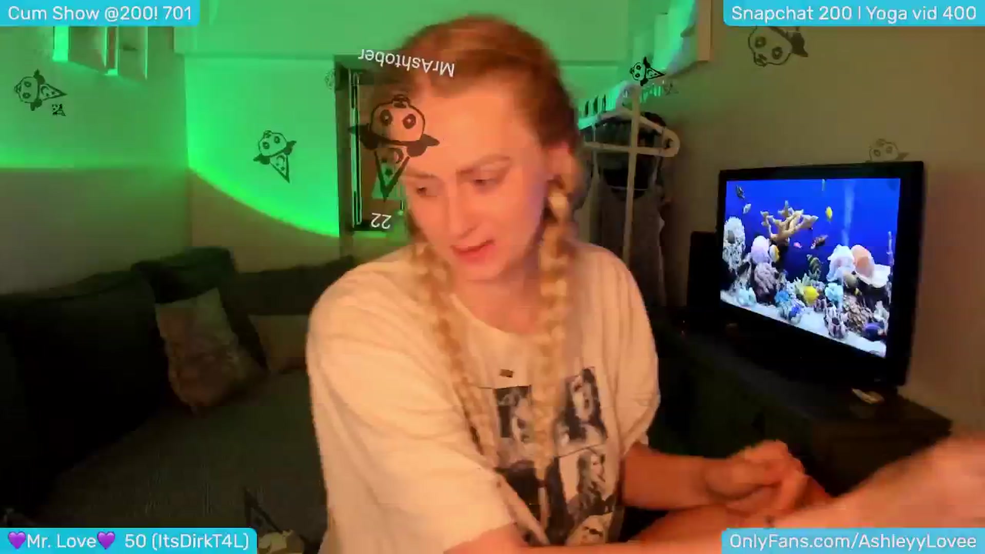 Gallery image thumbnail from AshleyLove's myfreecams stream on, 06/09/2024, 23:09 image 5 of 20