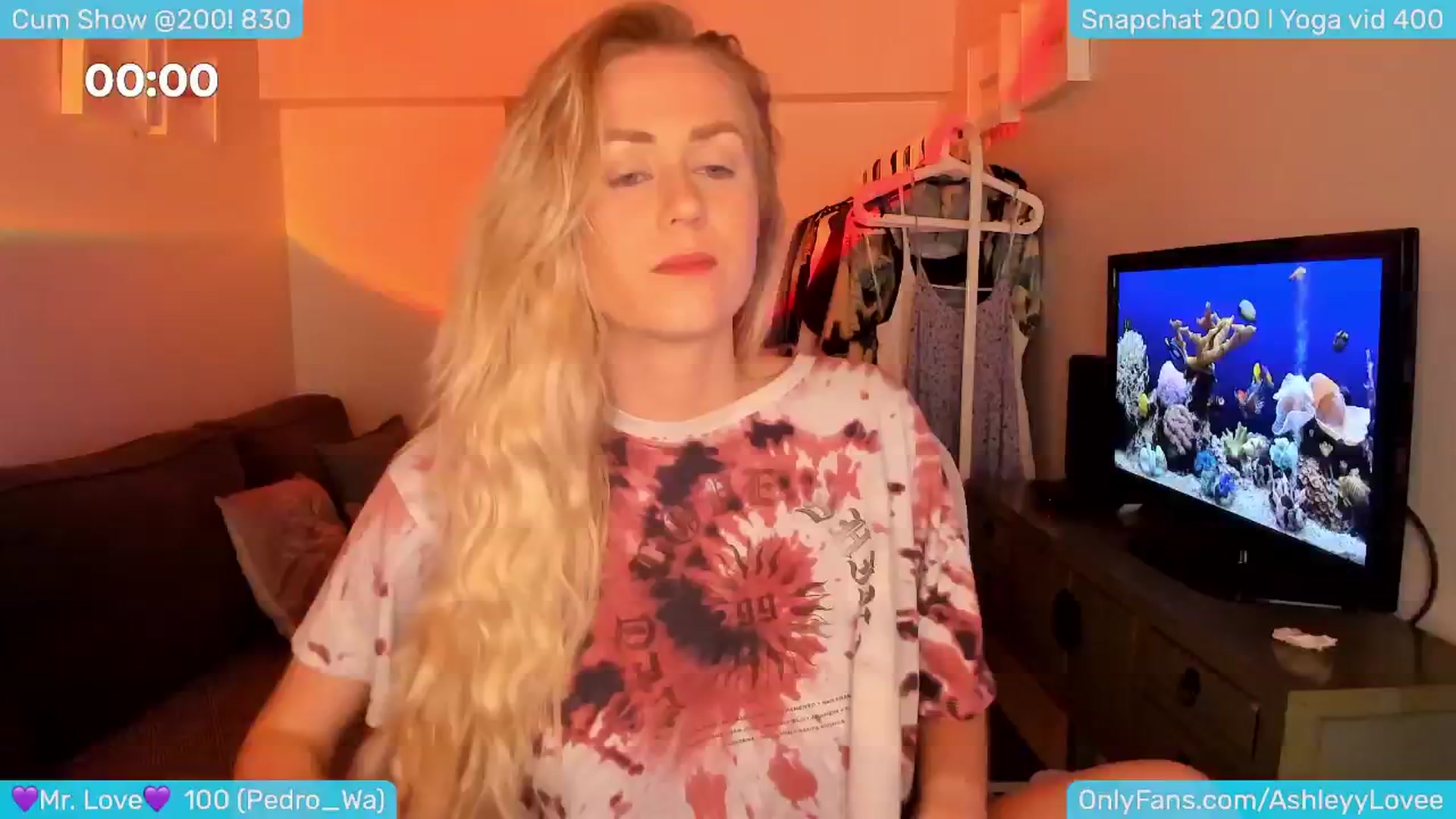 Gallery image thumbnail from AshleyLove's myfreecams stream on, 06/12/2024, 24:09 image 10 of 20