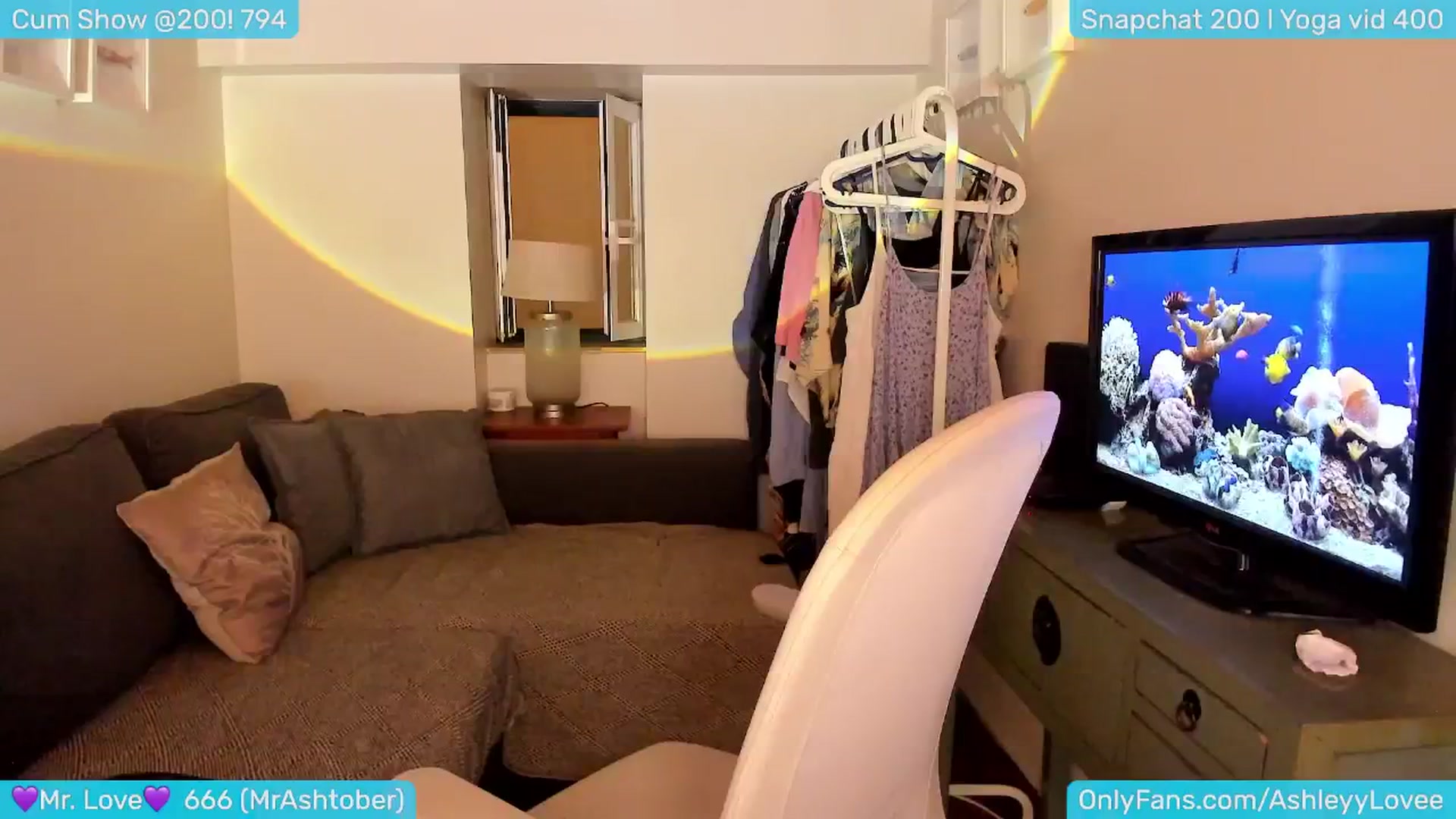 Gallery image thumbnail from AshleyLove's myfreecams stream on, 06/15/2024, 24:11 image 20 of 20