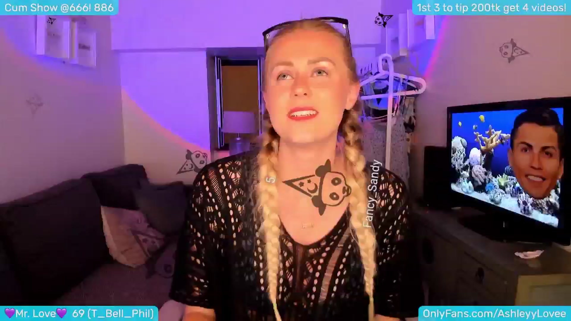 Gallery image thumbnail from AshleyLove's myfreecams stream on, 06/27/2024, 23:23 image 12 of 20