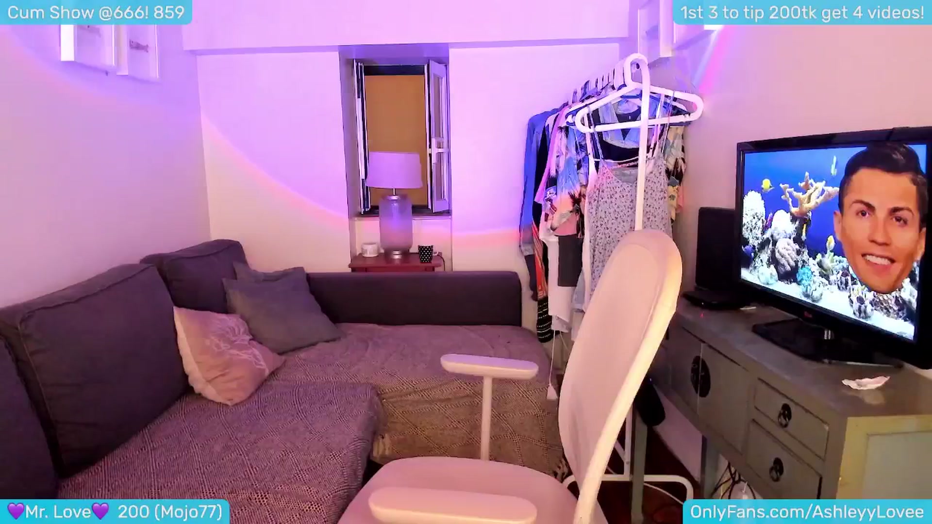 Gallery image thumbnail from AshleyLove's myfreecams stream on, 06/28/2024, 24:37 image 10 of 20