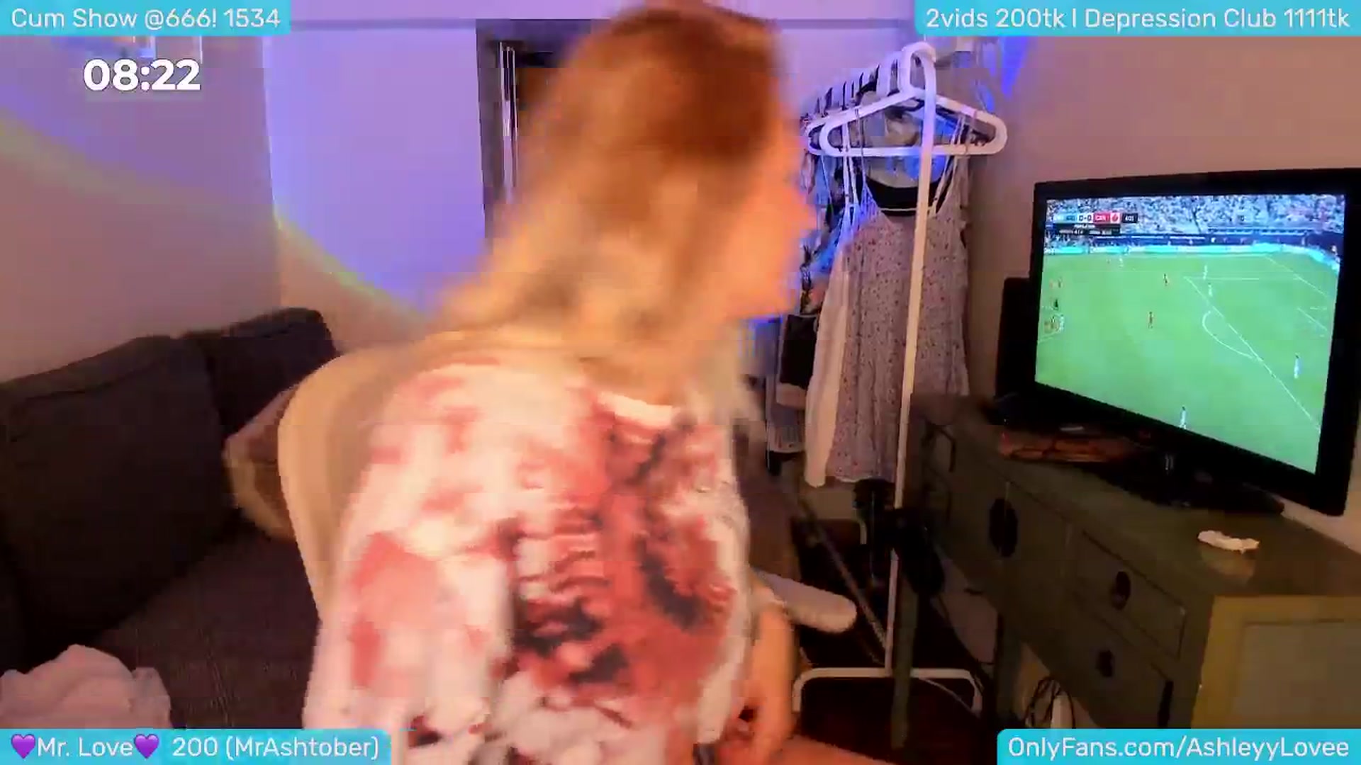 Gallery image thumbnail from AshleyLove's myfreecams stream on, 07/10/2024, 24:18 image 19 of 20