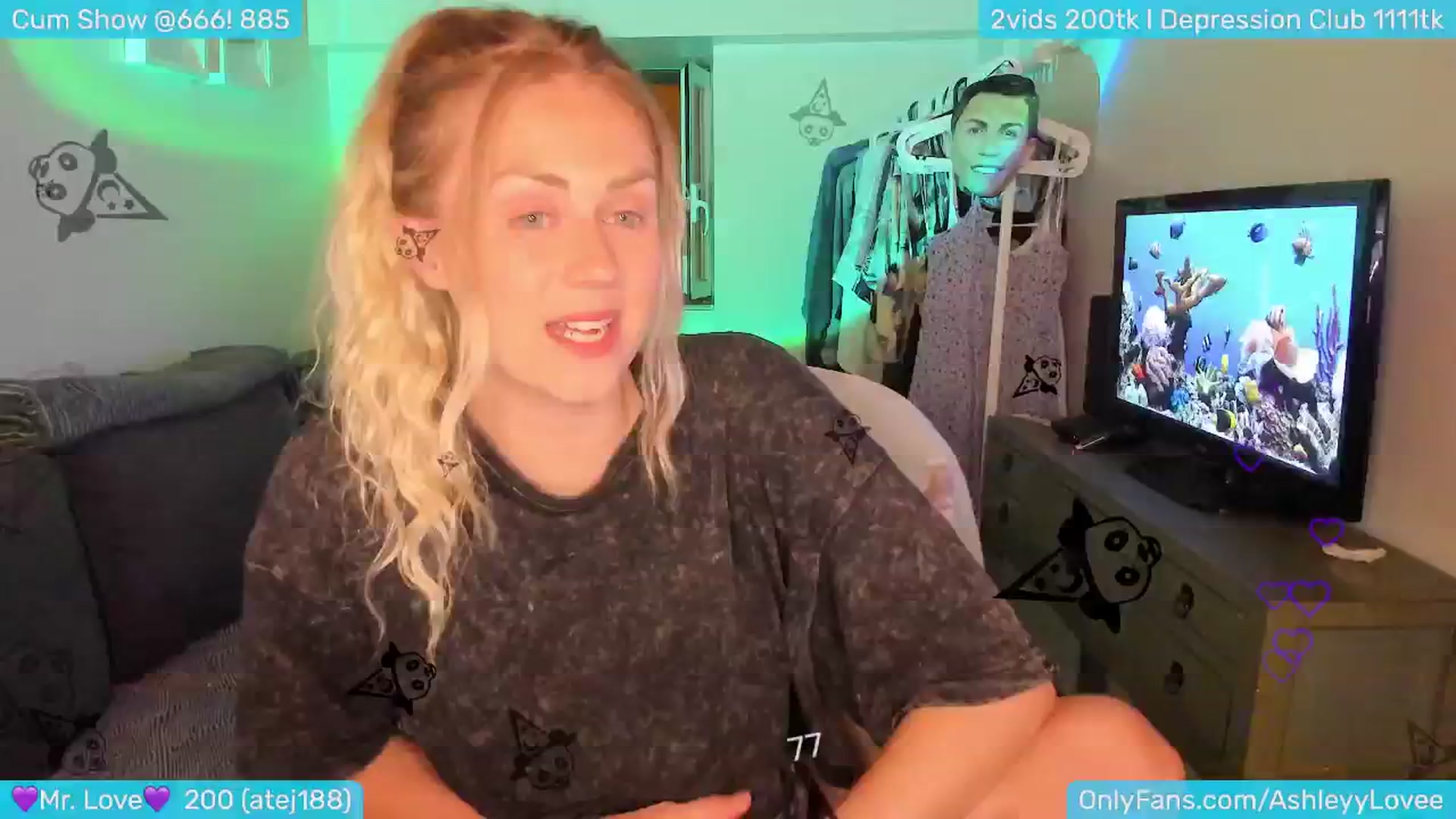 Gallery image thumbnail from AshleyLove's myfreecams stream on, 07/19/2024, 24:51 image 3 of 20