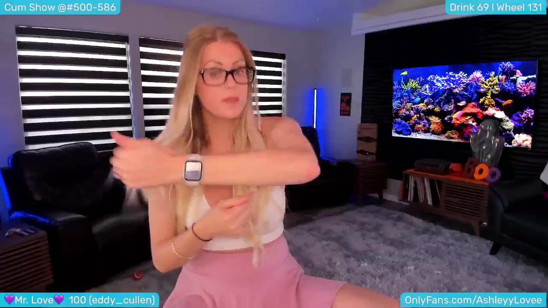 Gallery image thumbnail from AshleyLove's myfreecams stream on, 09/01/2024, 02:46 image 7 of 20