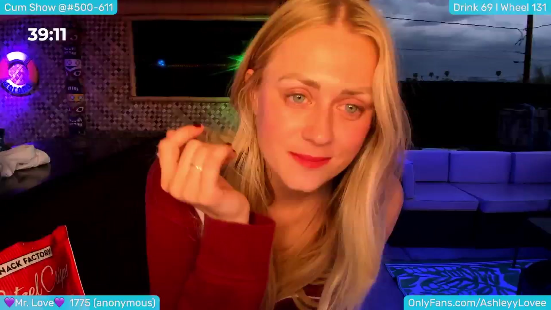 Gallery image thumbnail from AshleyLove's myfreecams stream on, 09/21/2024, 02:36 image 14 of 20