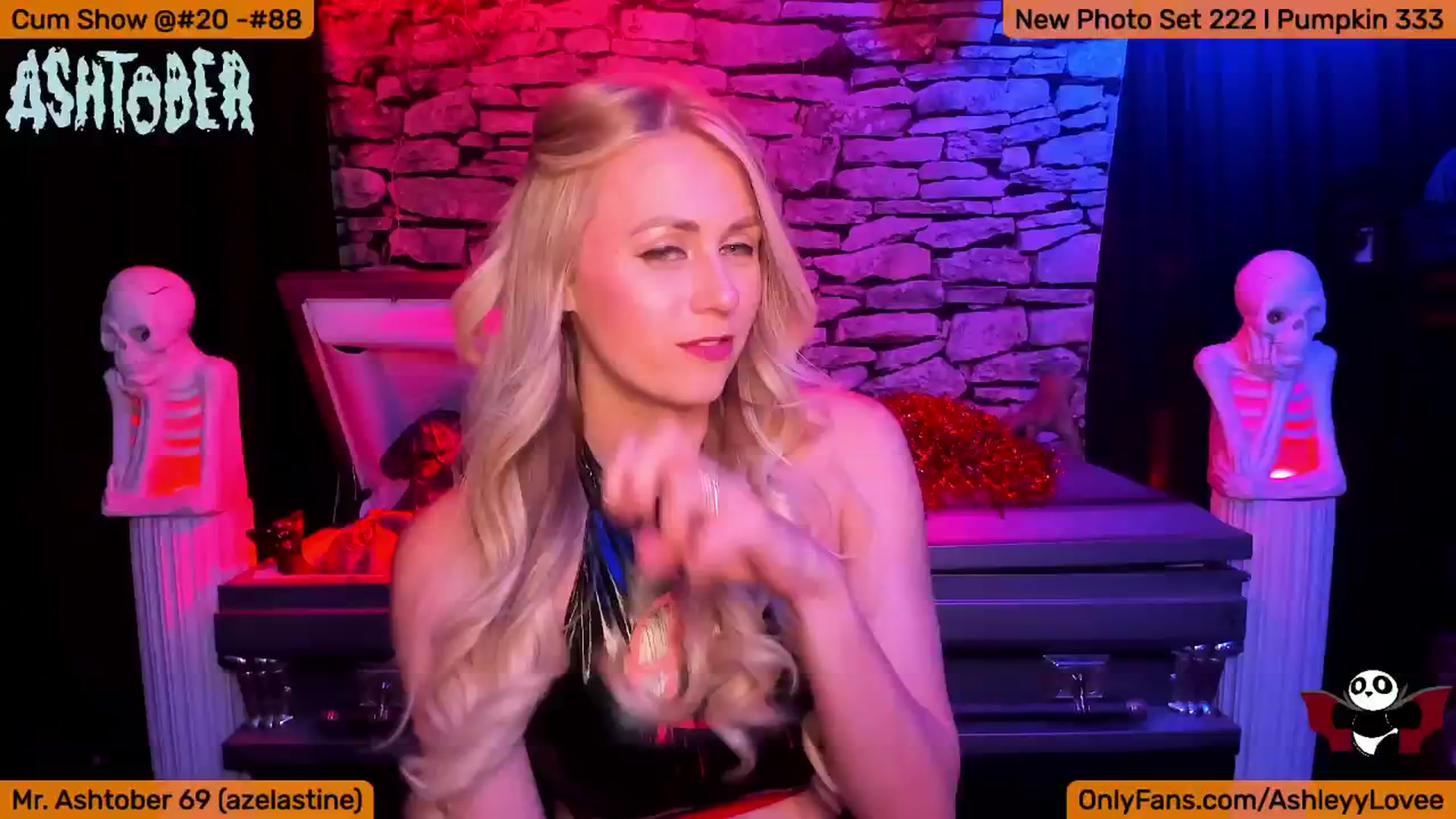 Gallery image thumbnail from AshleyLove's myfreecams stream on, 10/06/2024, 04:57 image 7 of 20