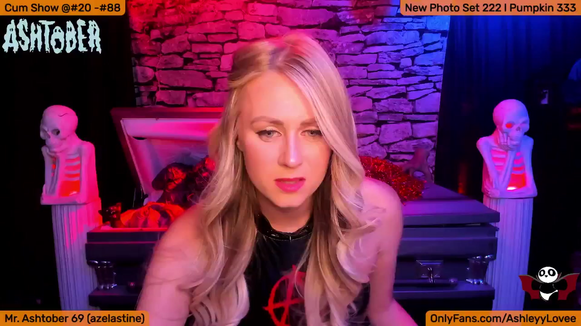 Gallery image thumbnail from AshleyLove's myfreecams stream on, 10/06/2024, 04:57 image 8 of 20