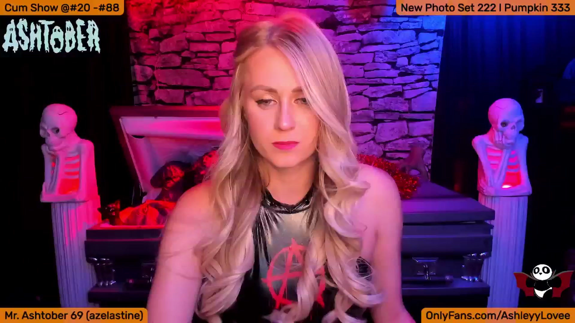 Gallery image thumbnail from AshleyLove's myfreecams stream on, 10/06/2024, 04:57 image 9 of 20