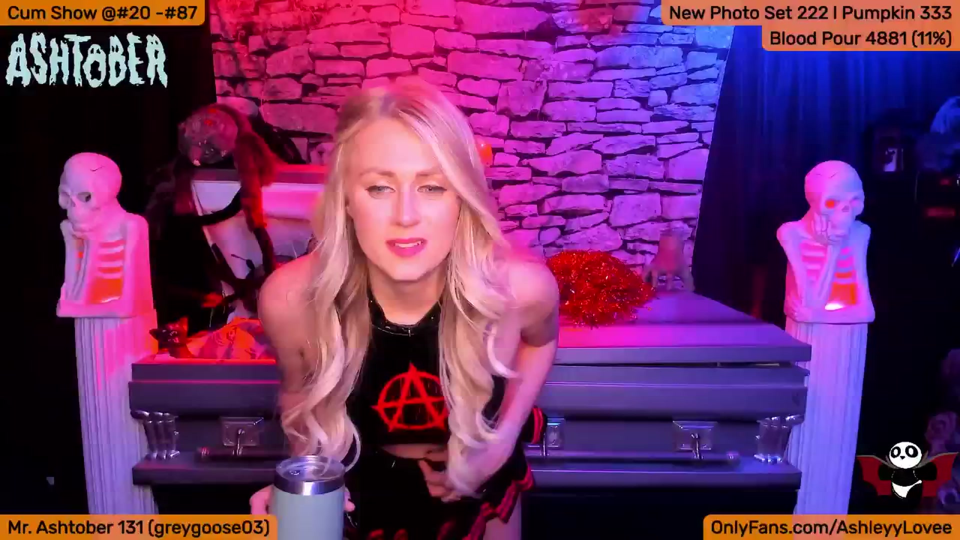 Gallery image thumbnail from AshleyLove's myfreecams stream on, 10/06/2024, 06:55 image 9 of 20
