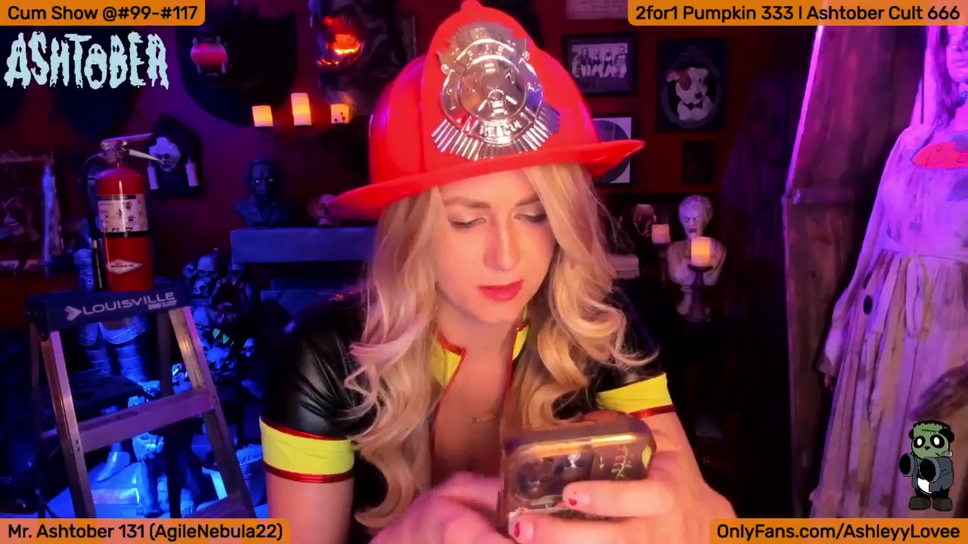 Gallery image thumbnail from AshleyLove's myfreecams stream on, 10/13/2024, 24:14 image 16 of 20