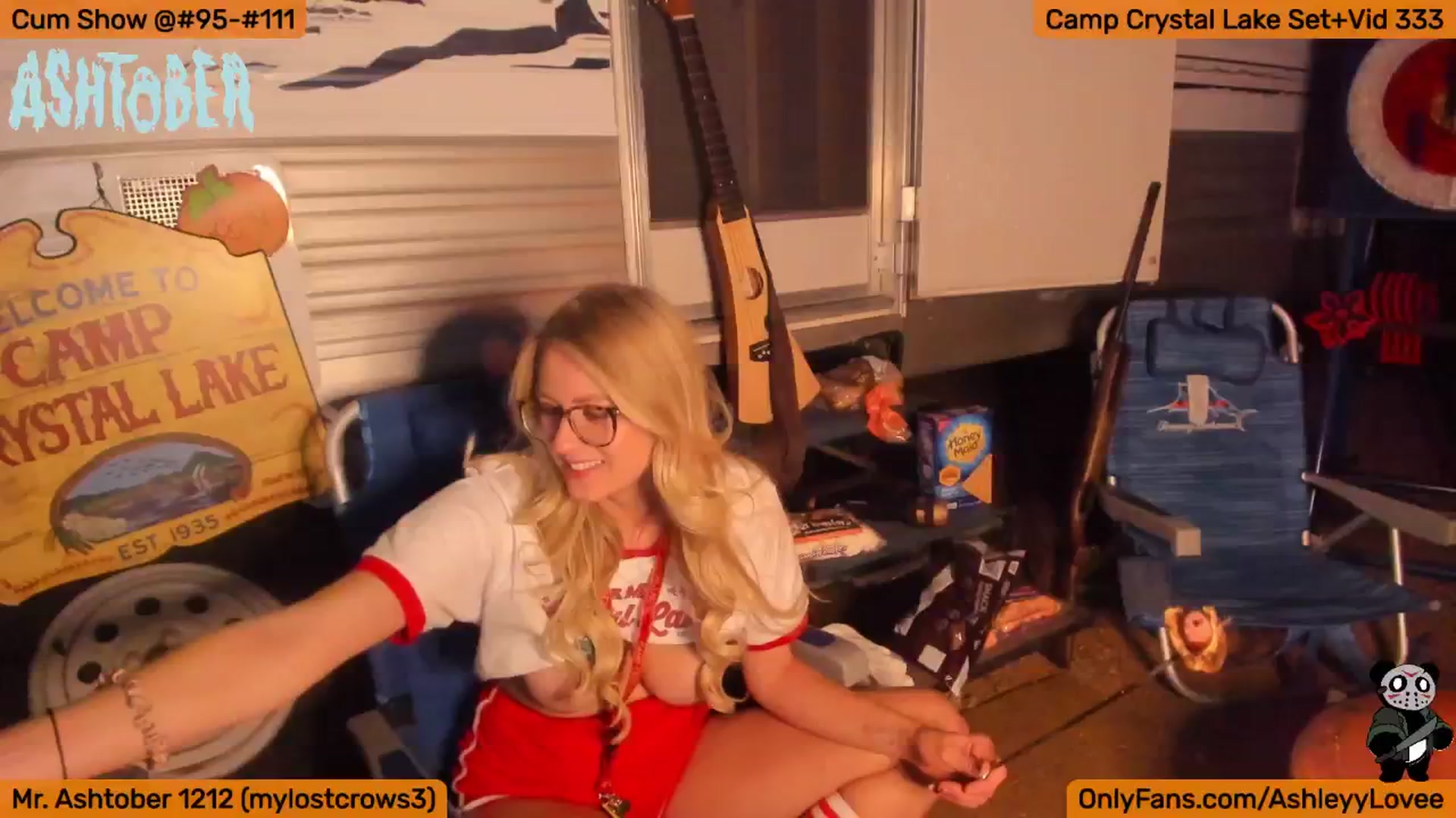 Gallery image thumbnail from AshleyLove's myfreecams stream on, 10/14/2024, 07:25 image 2 of 20