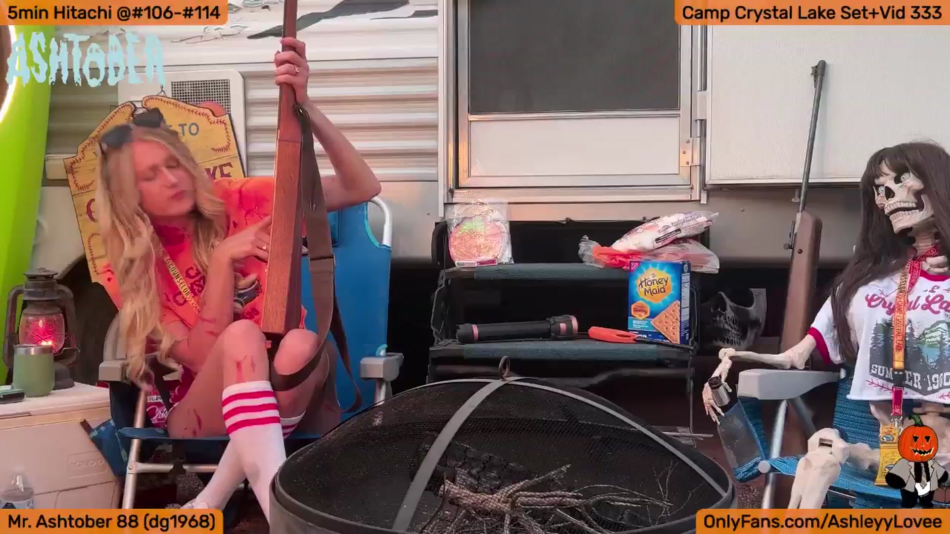Gallery image thumbnail from AshleyLove's myfreecams stream on, 10/15/2024, 02:47 image 3 of 20