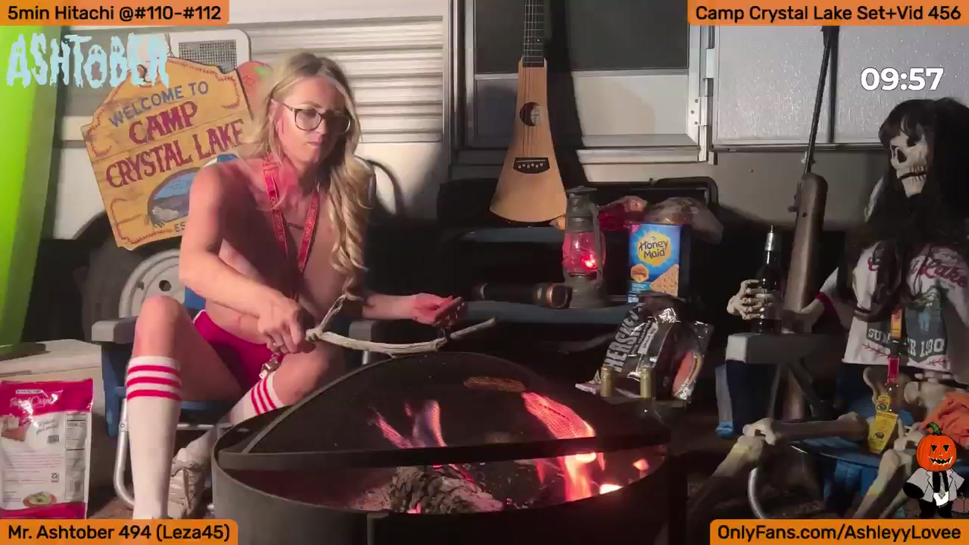 Gallery image thumbnail from AshleyLove's myfreecams stream on, 10/15/2024, 05:56 image 17 of 20