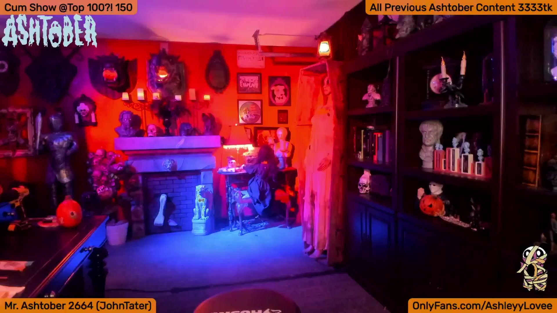 Gallery image thumbnail from AshleyLove's myfreecams stream on, 10/27/2024, 24:13 image 14 of 20