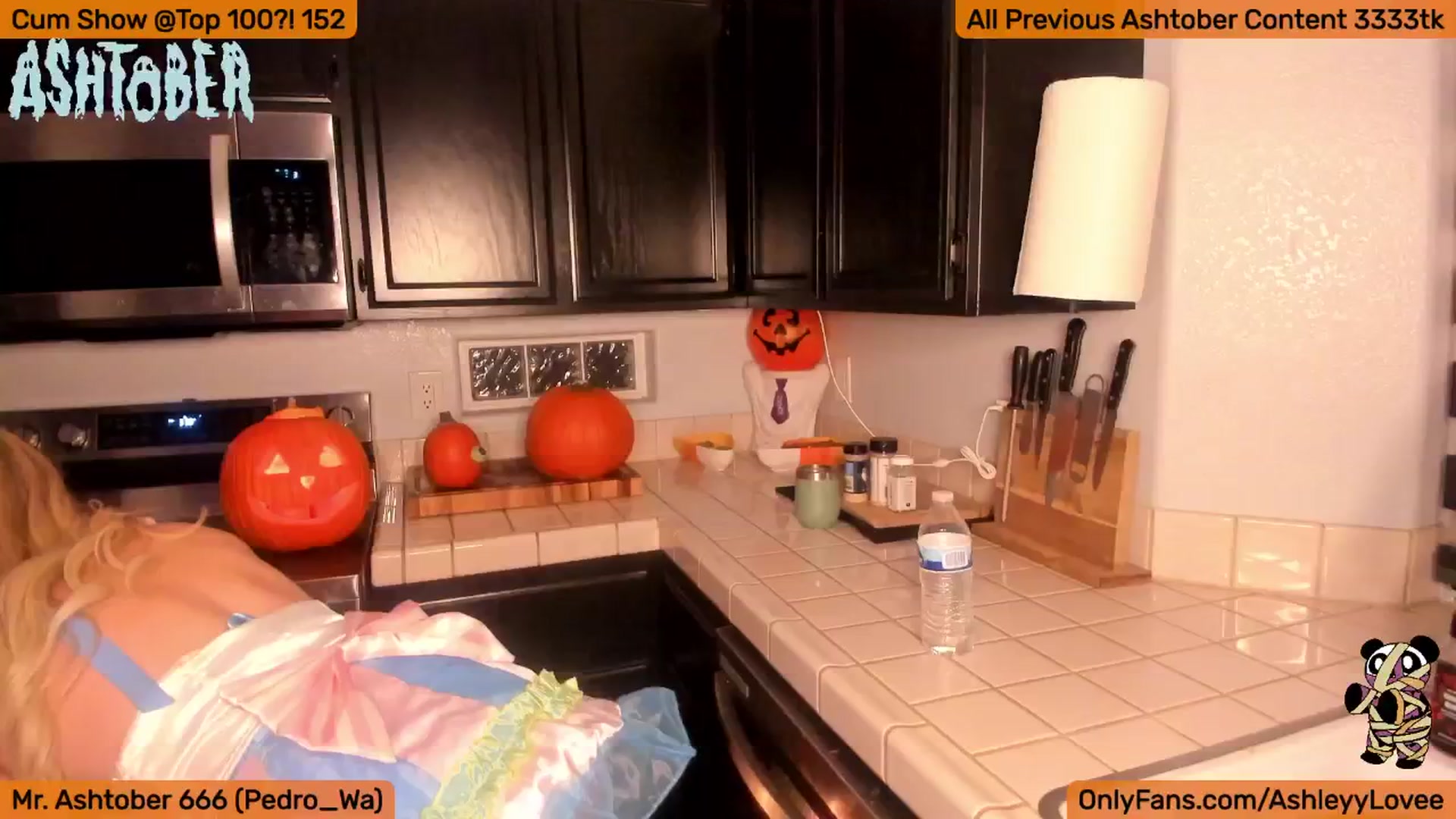 Gallery image thumbnail from AshleyLove's myfreecams stream on, 10/27/2024, 07:10 image 18 of 20