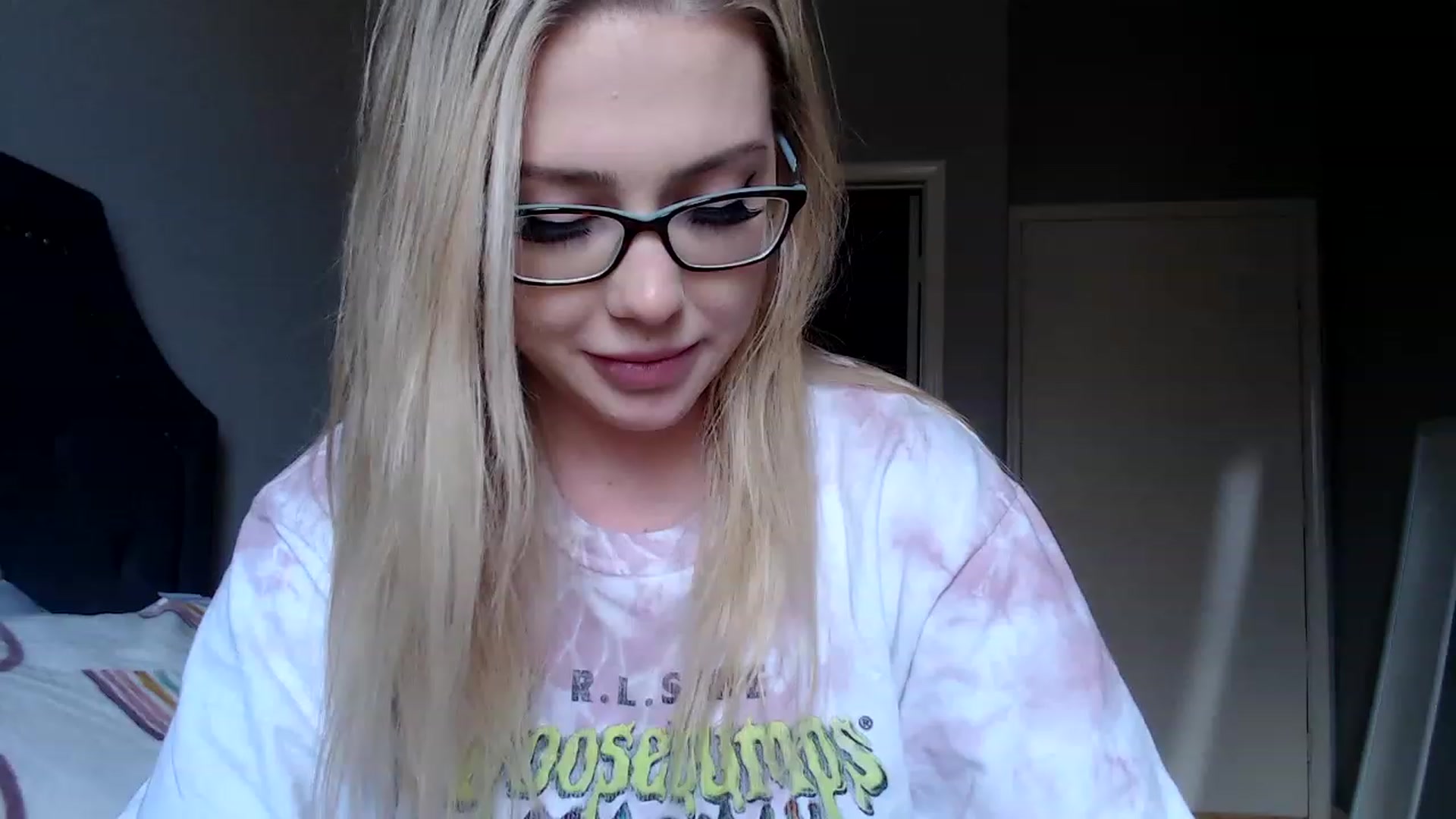 Gallery image thumbnail from AshleyMarina's myfreecams stream on, 02/28/2023, 24:10 image 1 of 20
