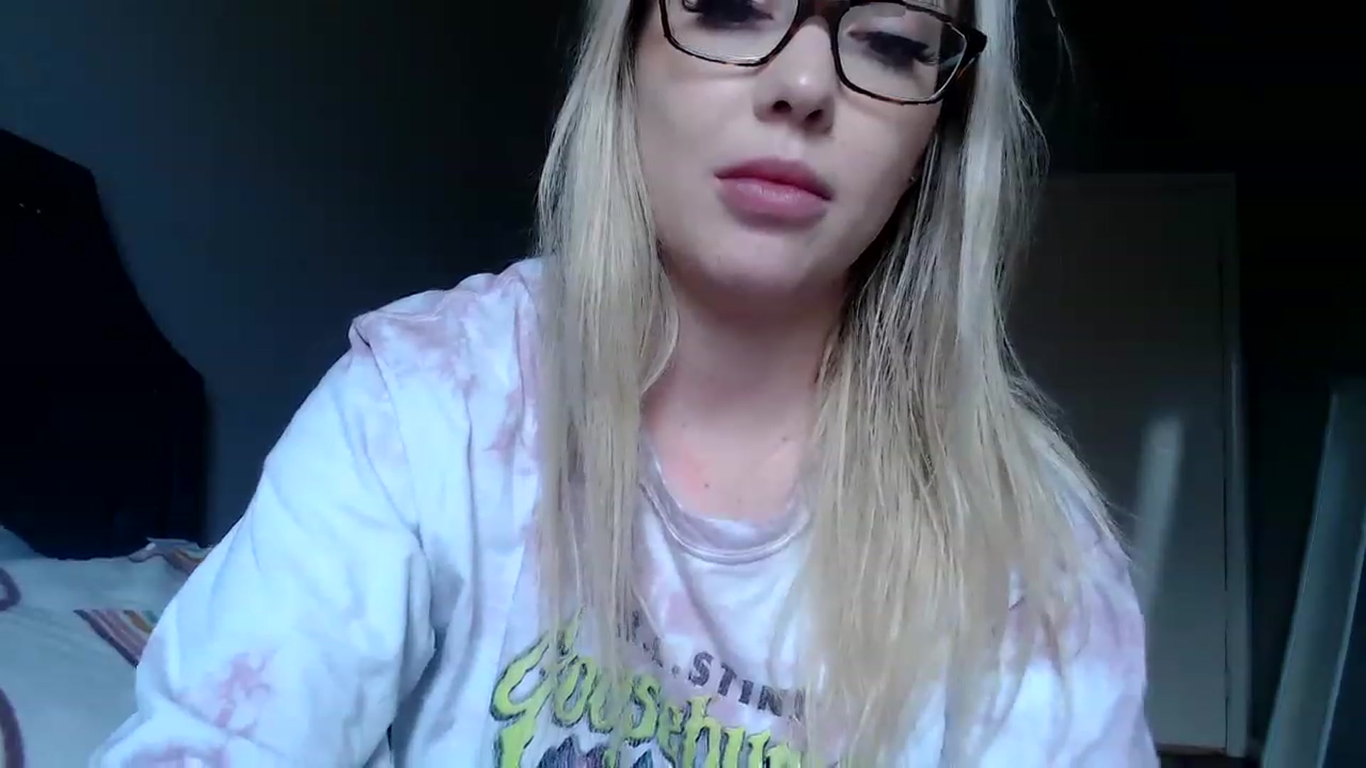 Gallery image thumbnail from AshleyMarina's myfreecams stream on, 02/28/2023, 24:10 image 5 of 20