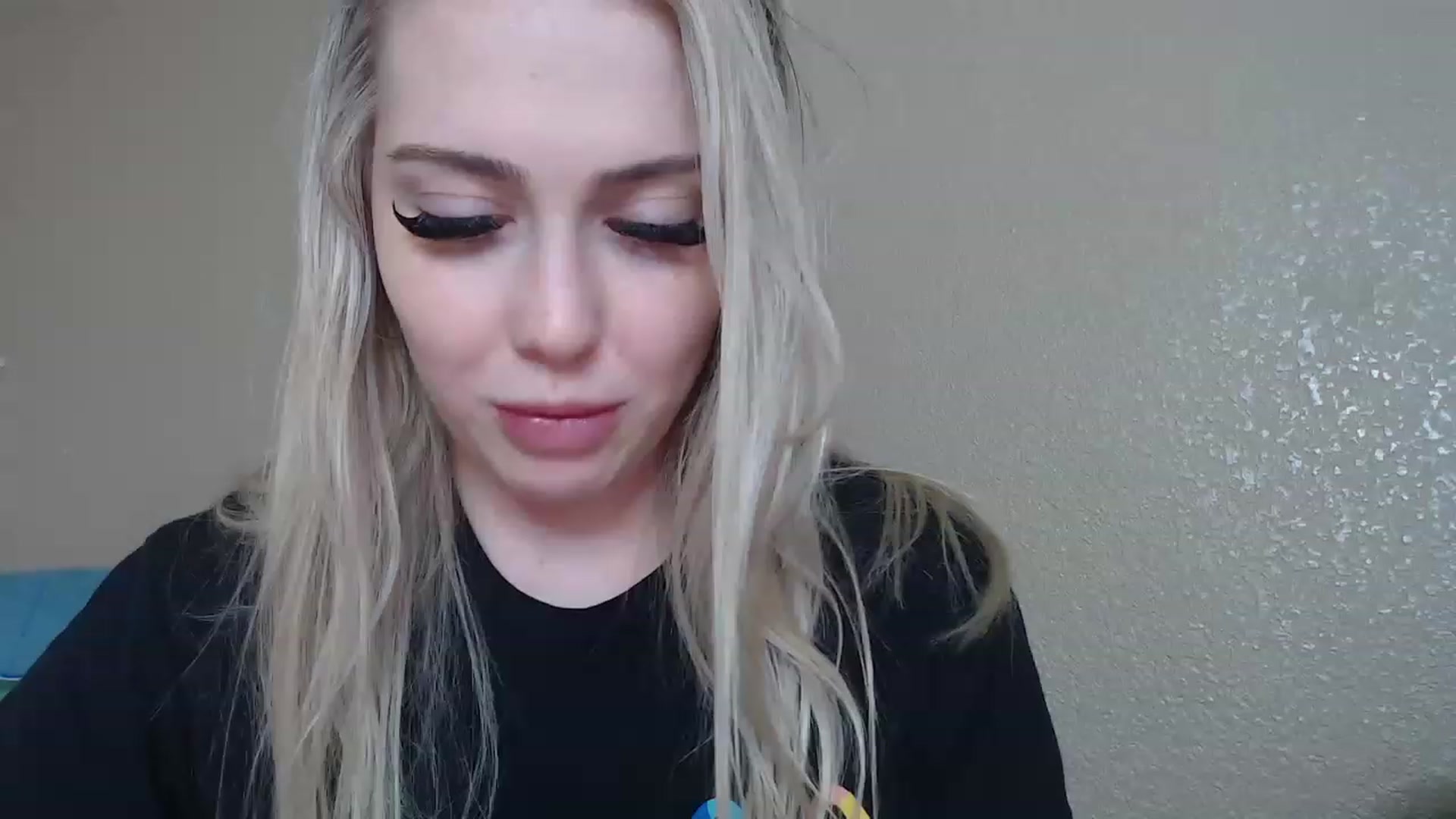 Gallery image thumbnail from AshleyMarina's myfreecams stream on, 03/23/2023, 23:49 image 12 of 20