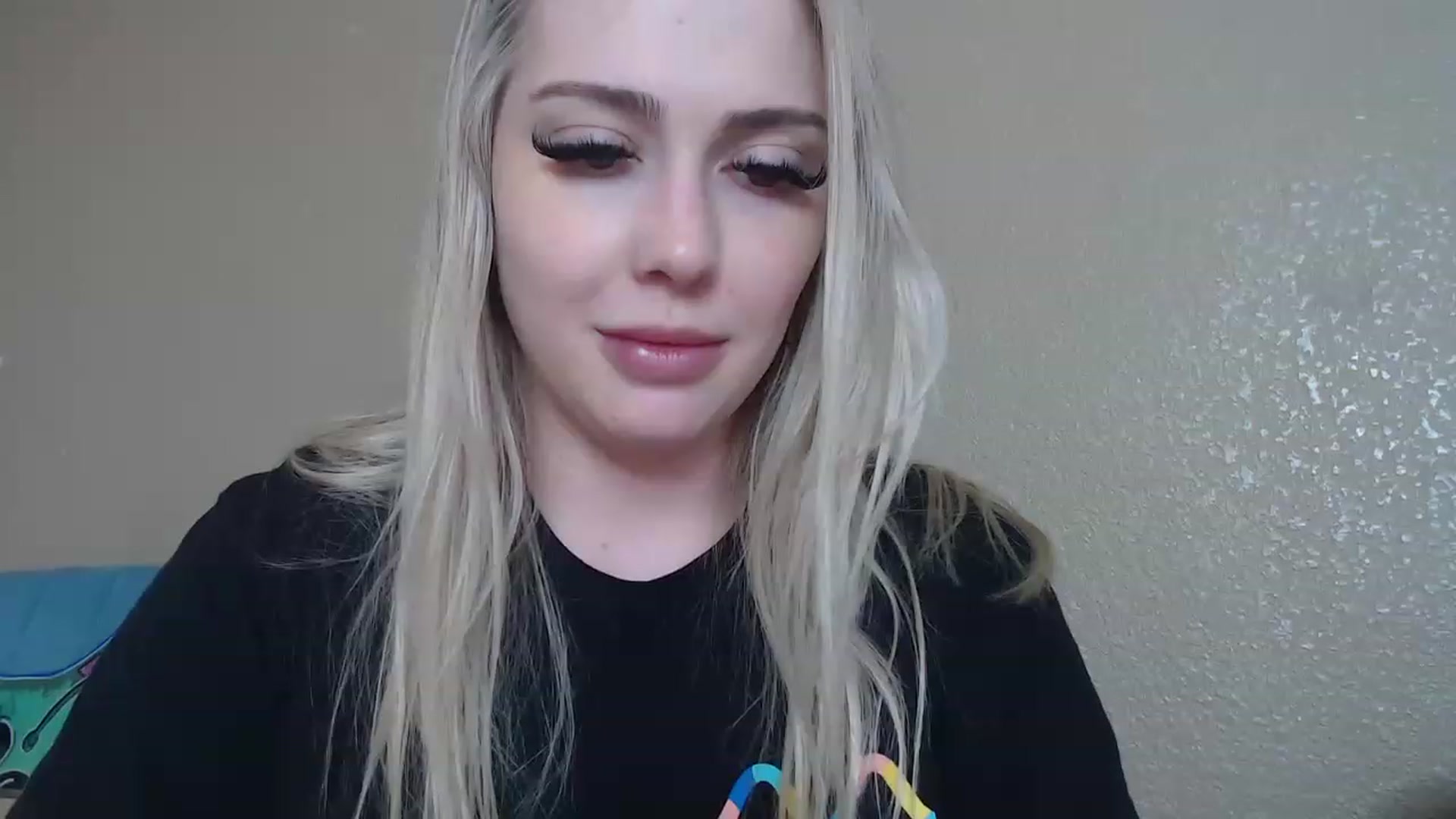 Gallery image thumbnail from AshleyMarina's myfreecams stream on, 03/23/2023, 23:49 image 13 of 20