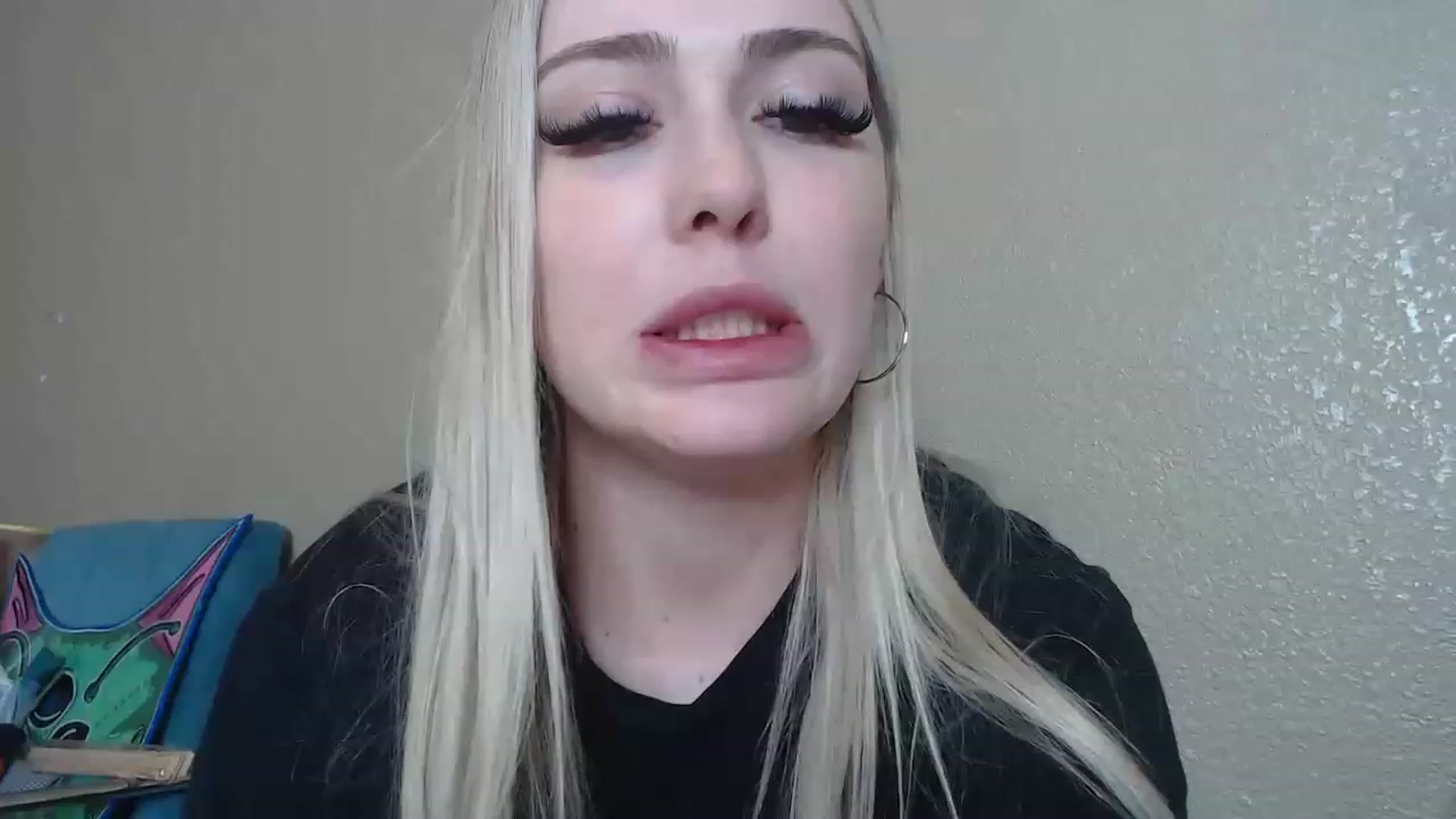 Gallery image thumbnail from AshleyMarina's myfreecams stream on, 03/24/2023, 02:13 image 18 of 20