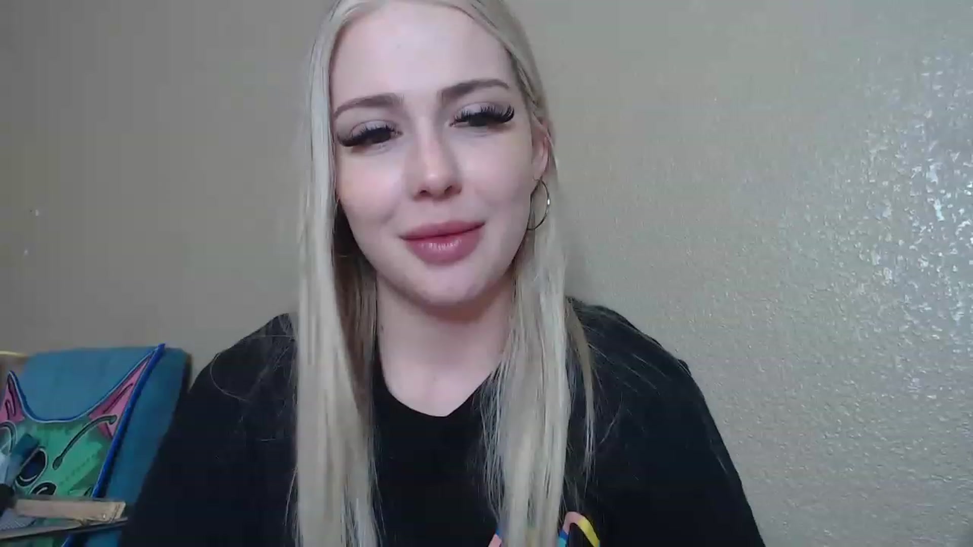 Gallery image thumbnail from AshleyMarina's myfreecams stream on, 03/24/2023, 02:13 image 13 of 20