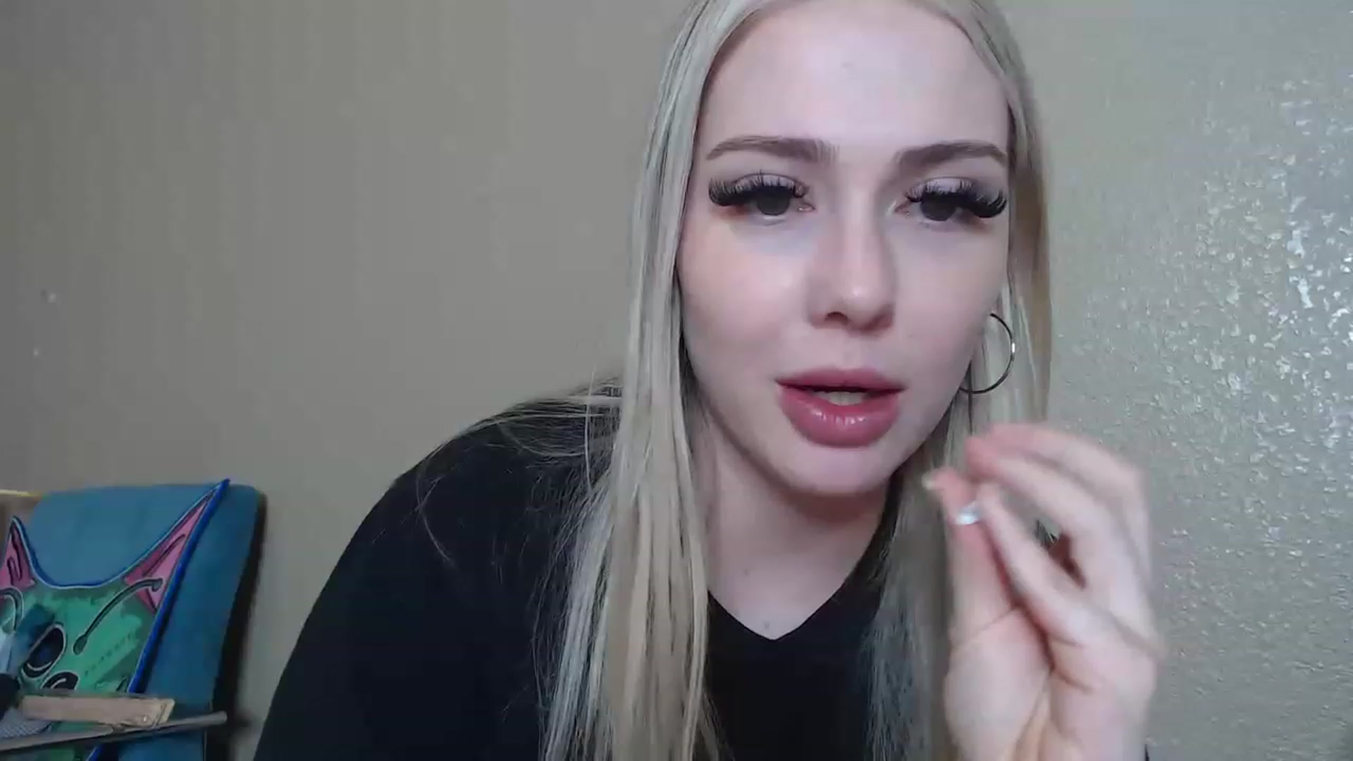 Gallery image thumbnail from AshleyMarina's myfreecams stream on, 03/24/2023, 02:13 image 8 of 20