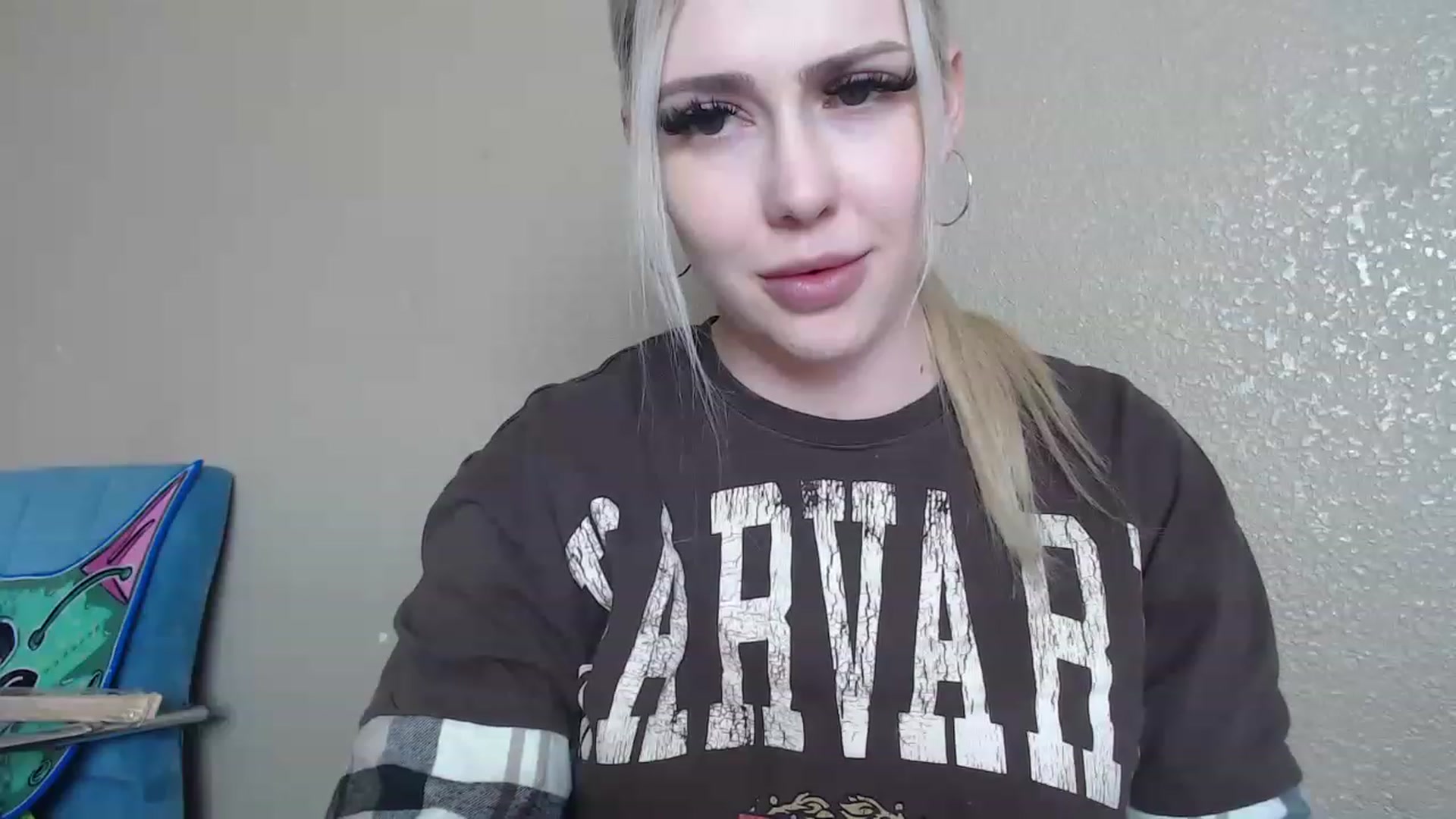 Gallery image thumbnail from AshleyMarina's myfreecams stream on, 03/27/2023, 20:47 image 5 of 20