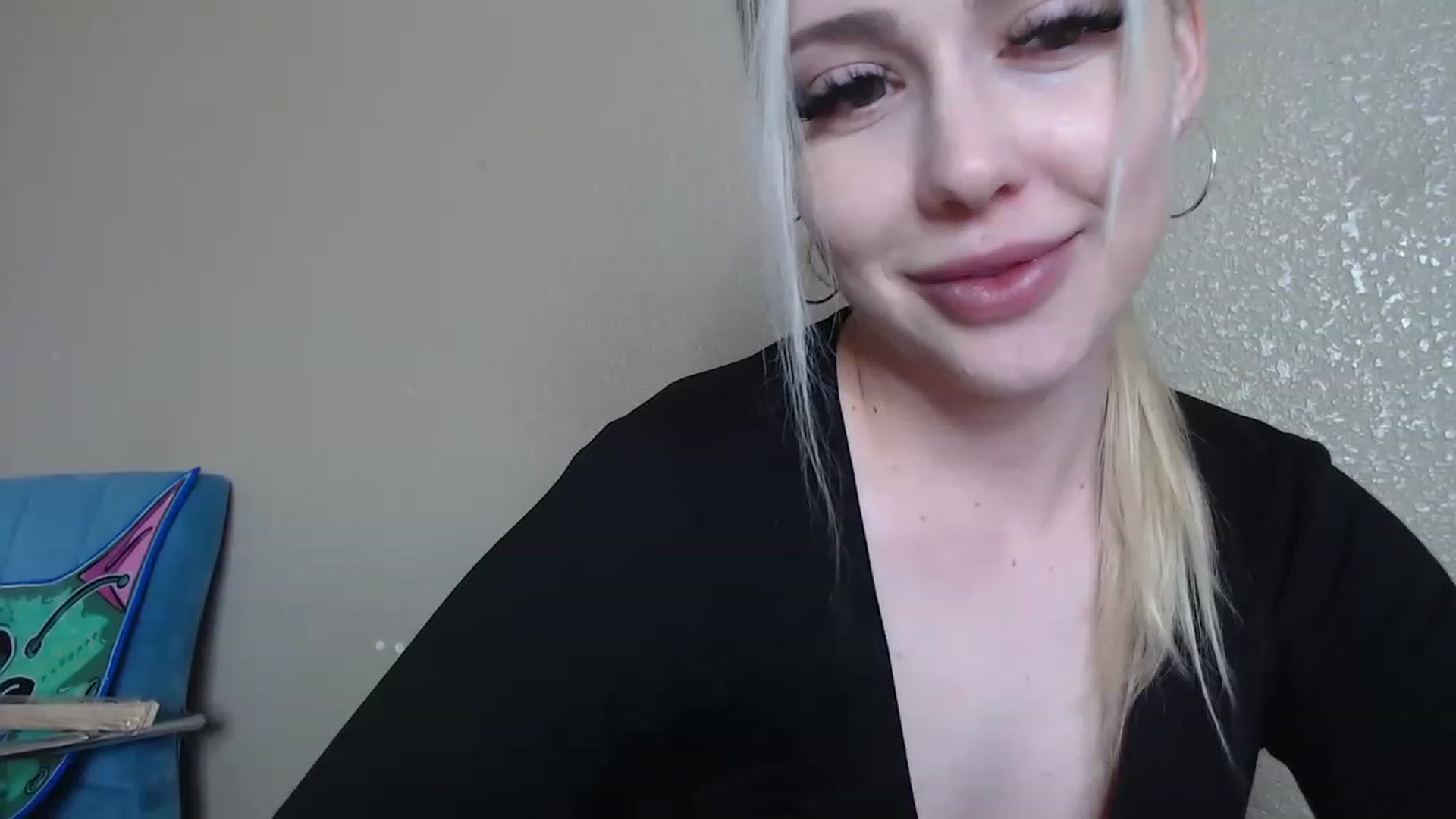 Gallery image thumbnail from AshleyMarina's myfreecams stream on, 03/27/2023, 20:47 image 14 of 20