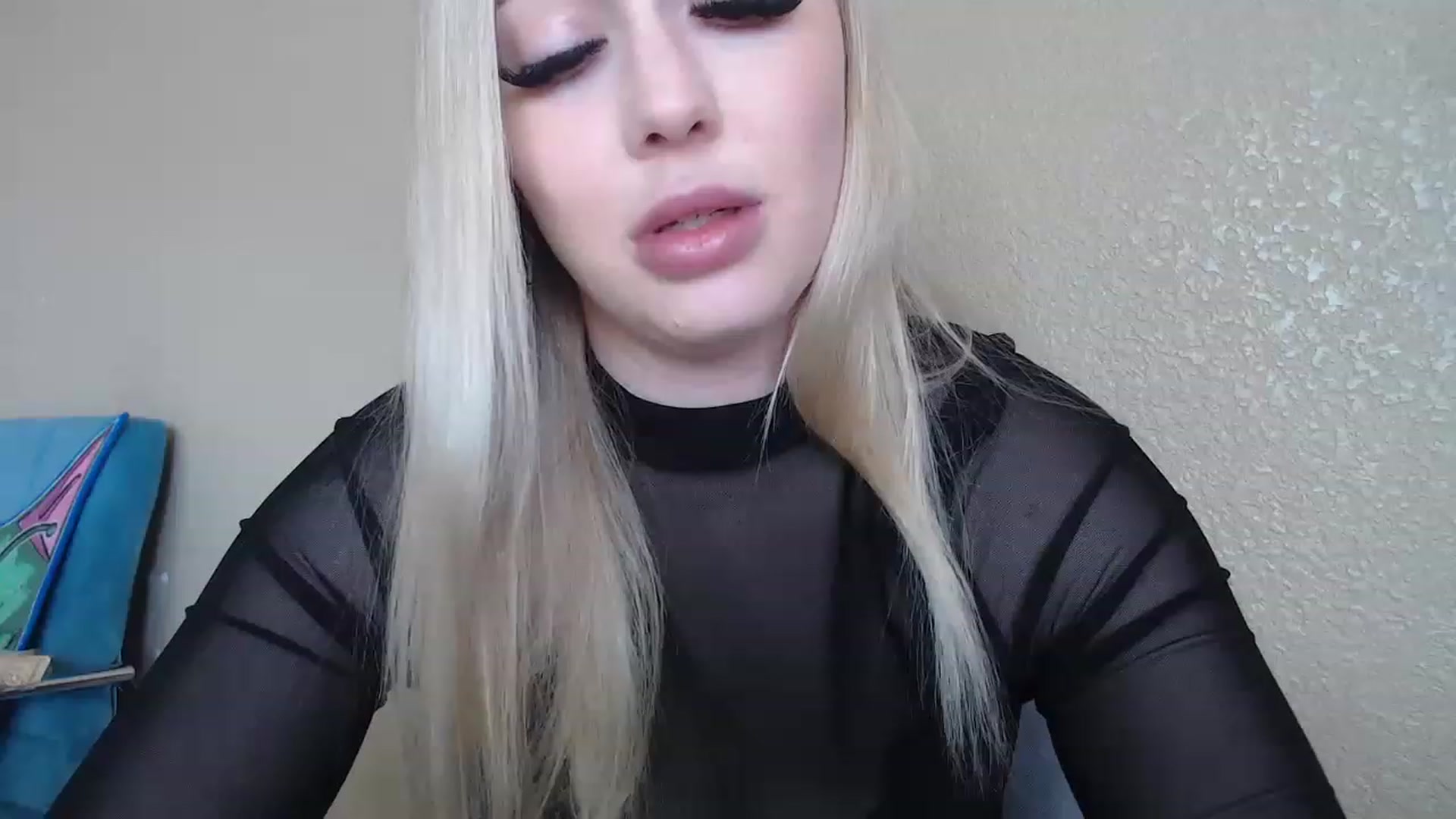 Gallery image thumbnail from AshleyMarina's myfreecams stream on, 03/31/2023, 18:43 image 7 of 20