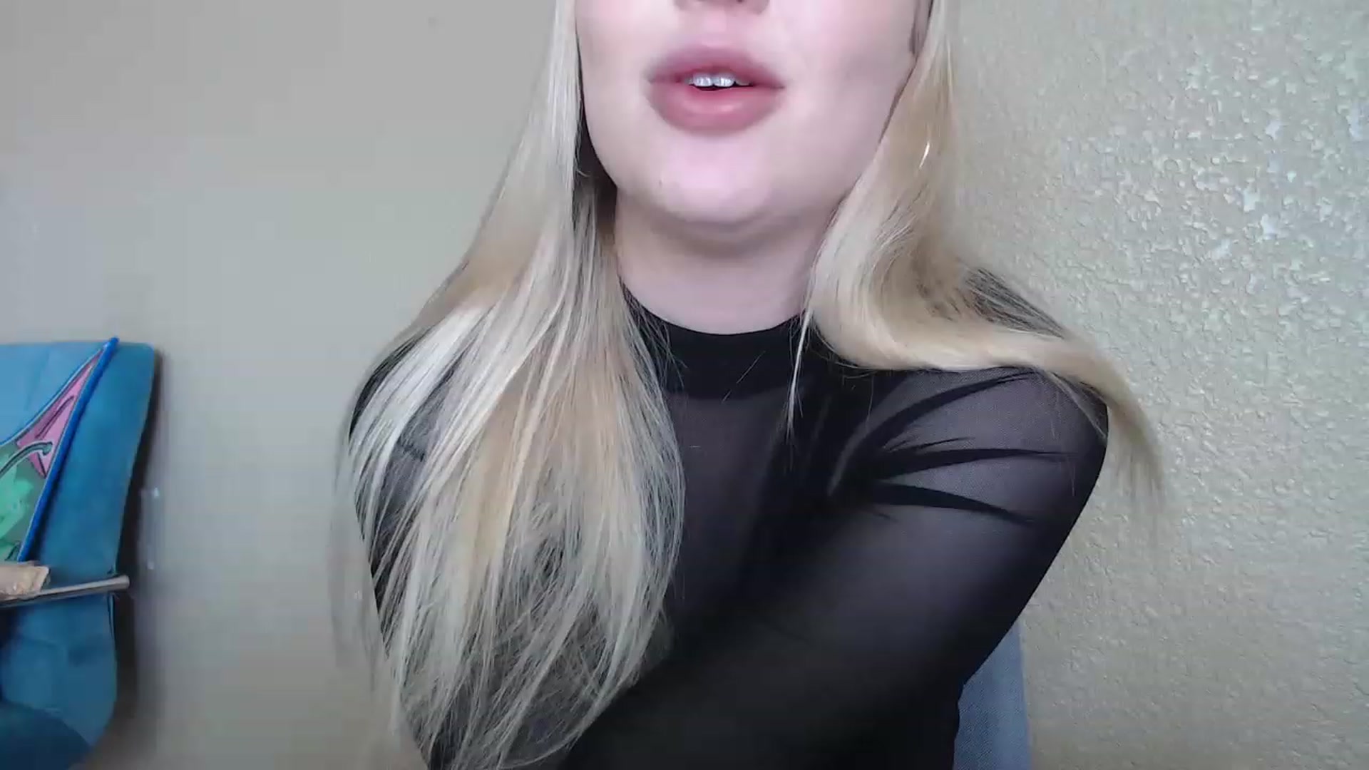 Gallery image thumbnail from AshleyMarina's myfreecams stream on, 03/31/2023, 18:43 image 6 of 20