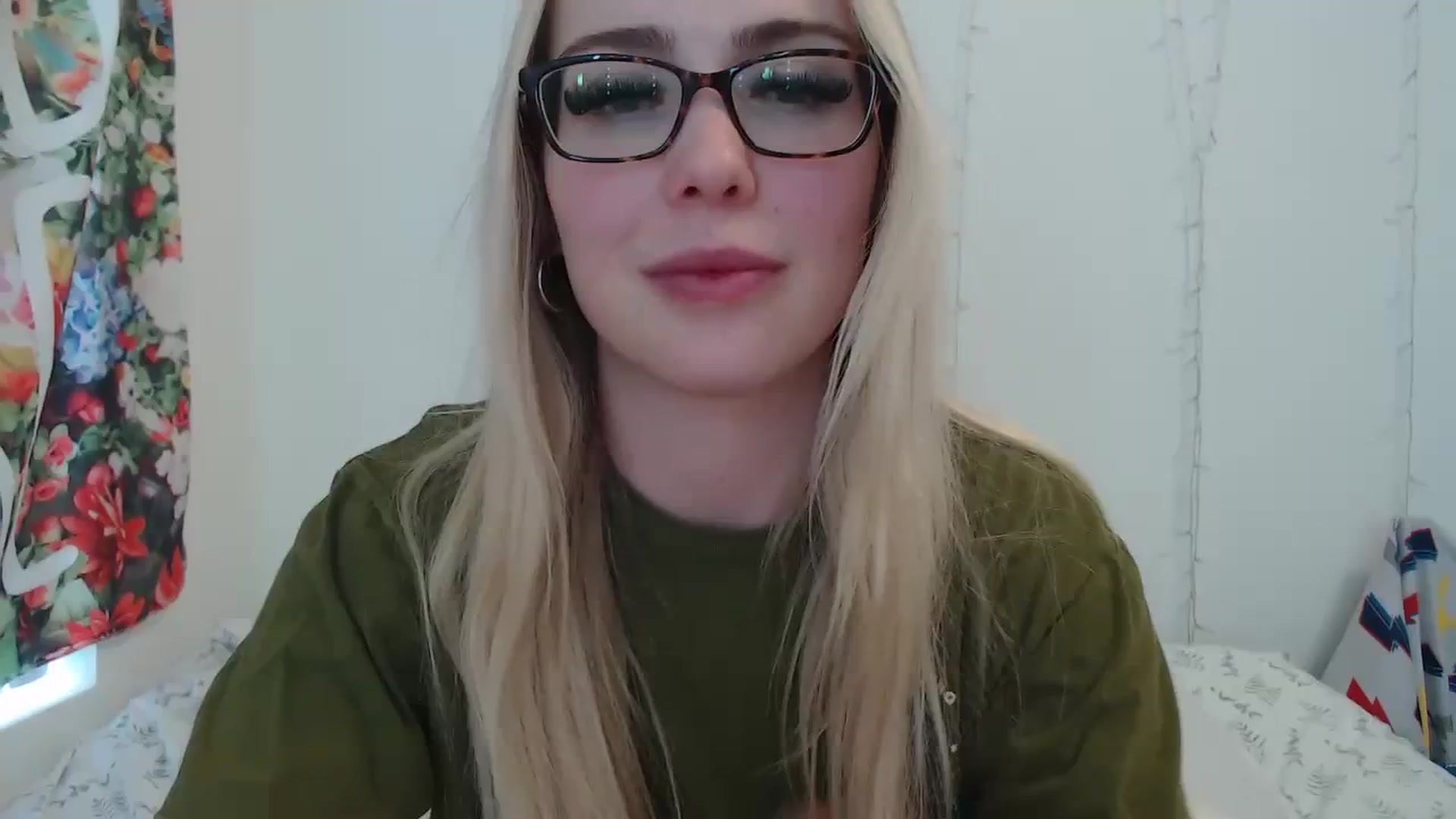 Gallery image thumbnail from AshleyMarina's myfreecams stream on, 03/05/2024, 01:09 image 1 of 20