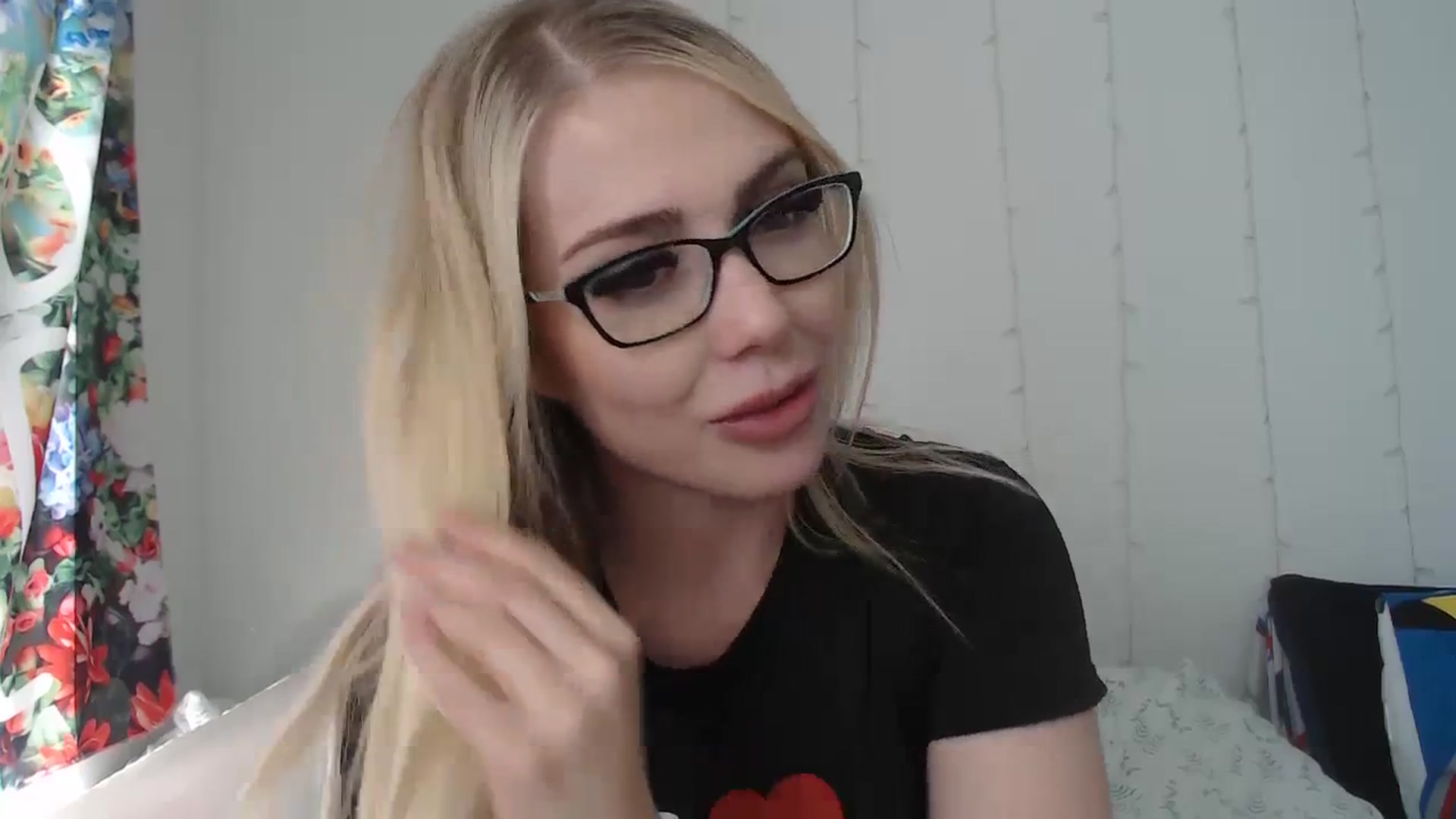 Gallery image thumbnail from AshleyMarina's myfreecams stream on, 03/11/2024, 19:38 image 12 of 20