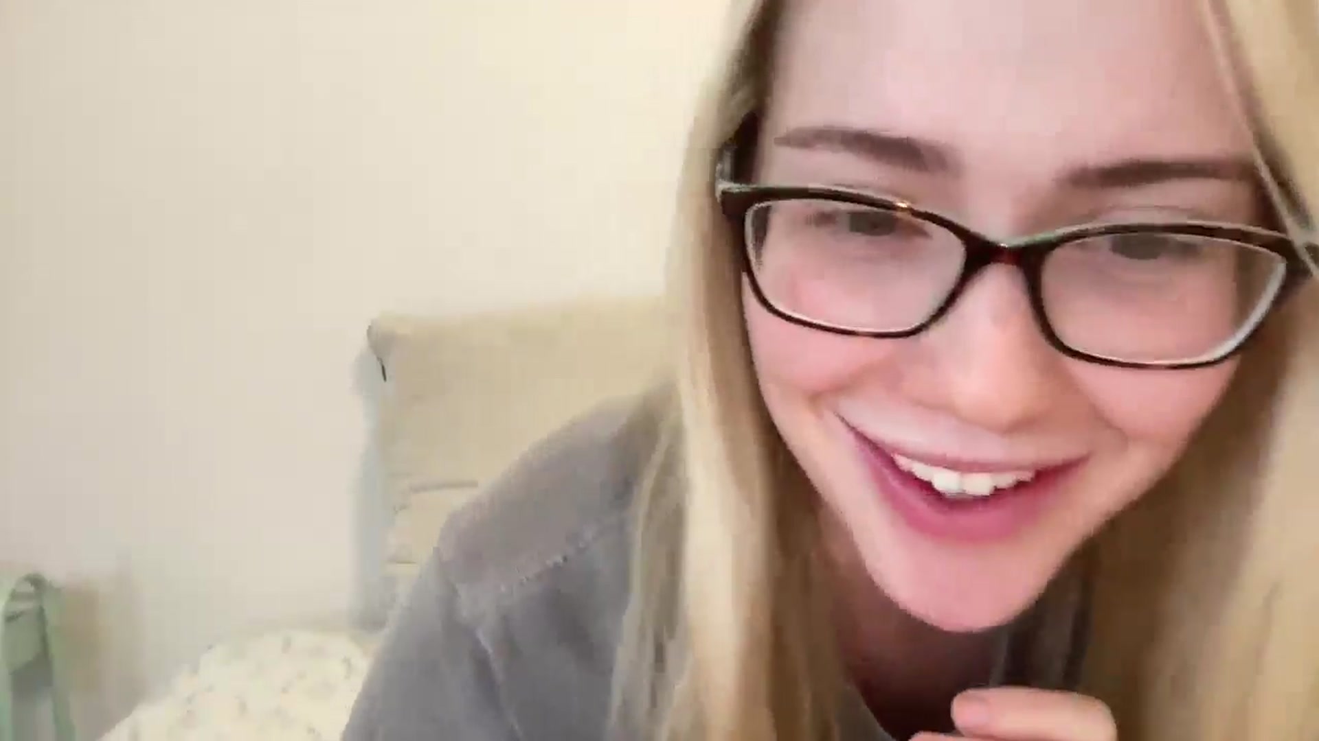 Gallery image thumbnail from AshleyMarina's myfreecams stream on, 12/31/2024, 16:35 image 11 of 20