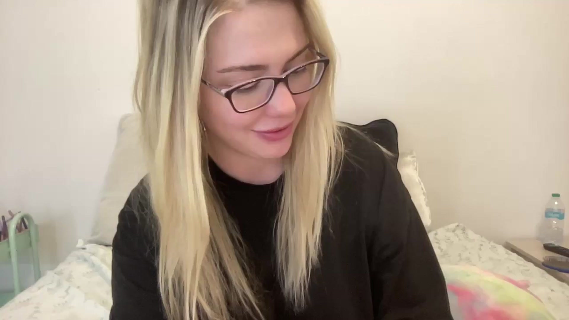 Gallery image thumbnail from AshleyMarina's myfreecams stream on, 02/18/2025, 14:59 image 20 of 20