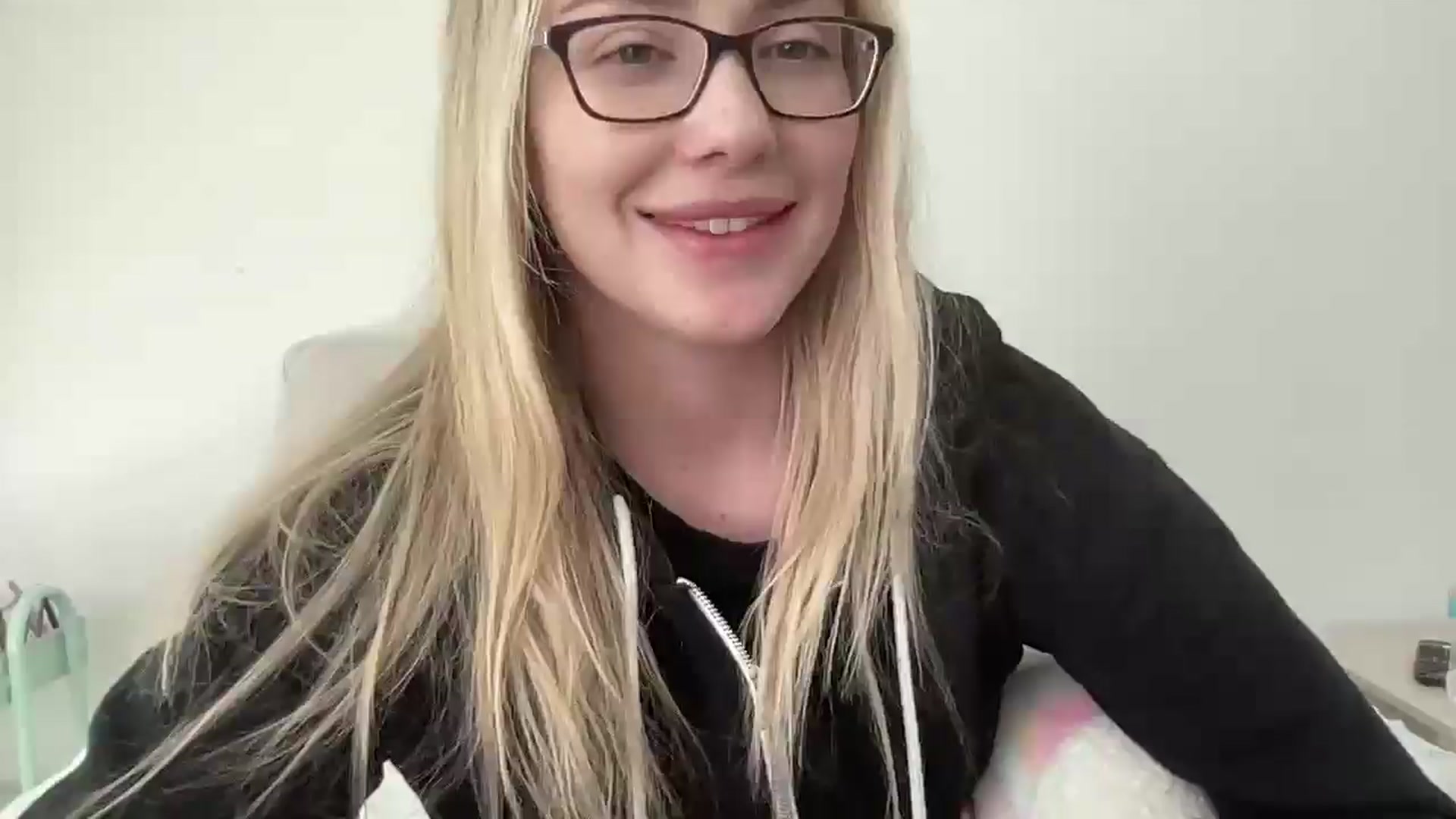 Gallery image thumbnail from AshleyMarina's myfreecams stream on, 02/18/2025, 19:19 image 7 of 20
