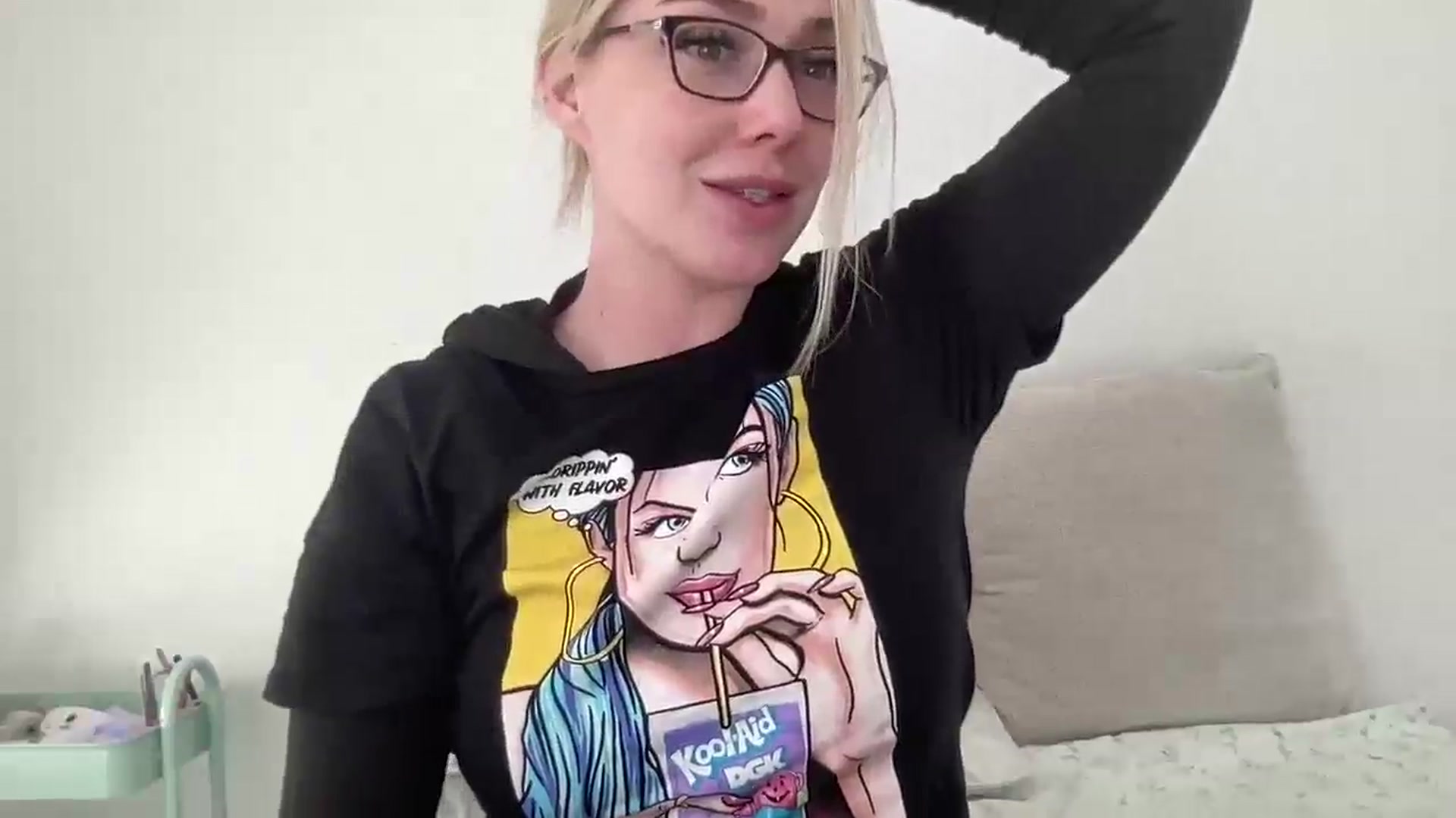Gallery image thumbnail from AshleyMarina's myfreecams stream on, 03/08/2025, 18:58 image 3 of 20