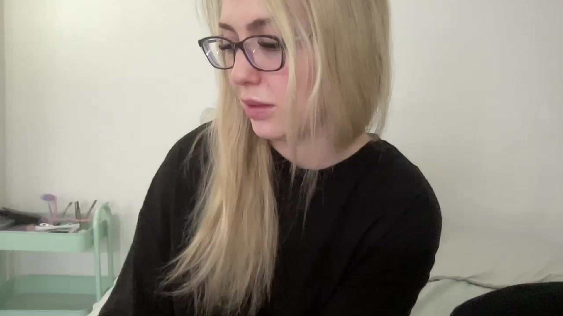 Gallery image thumbnail from AshleyMarina's myfreecams stream on, 11/09/2025, 16:41 image 6 of 20