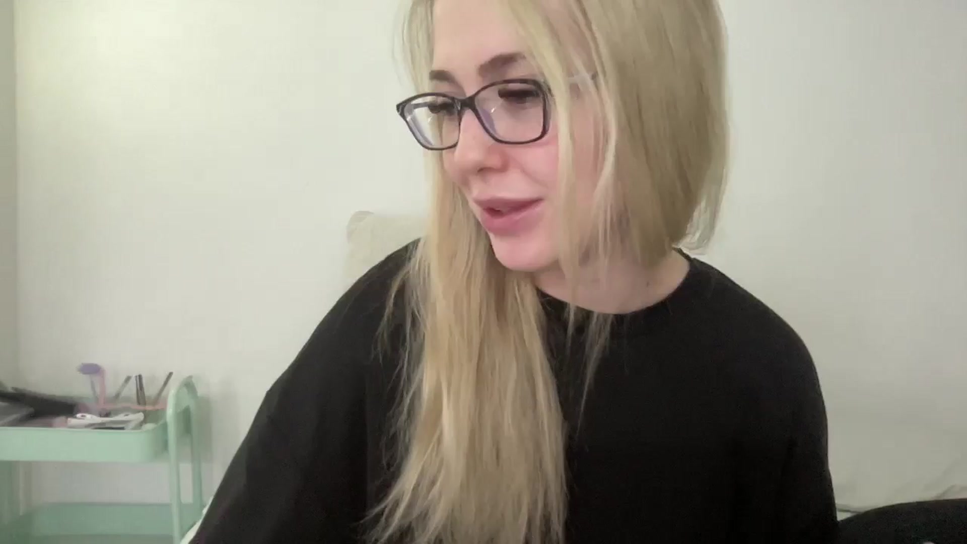 Gallery image thumbnail from AshleyMarina's myfreecams stream on, 11/09/2025, 16:41 image 5 of 20
