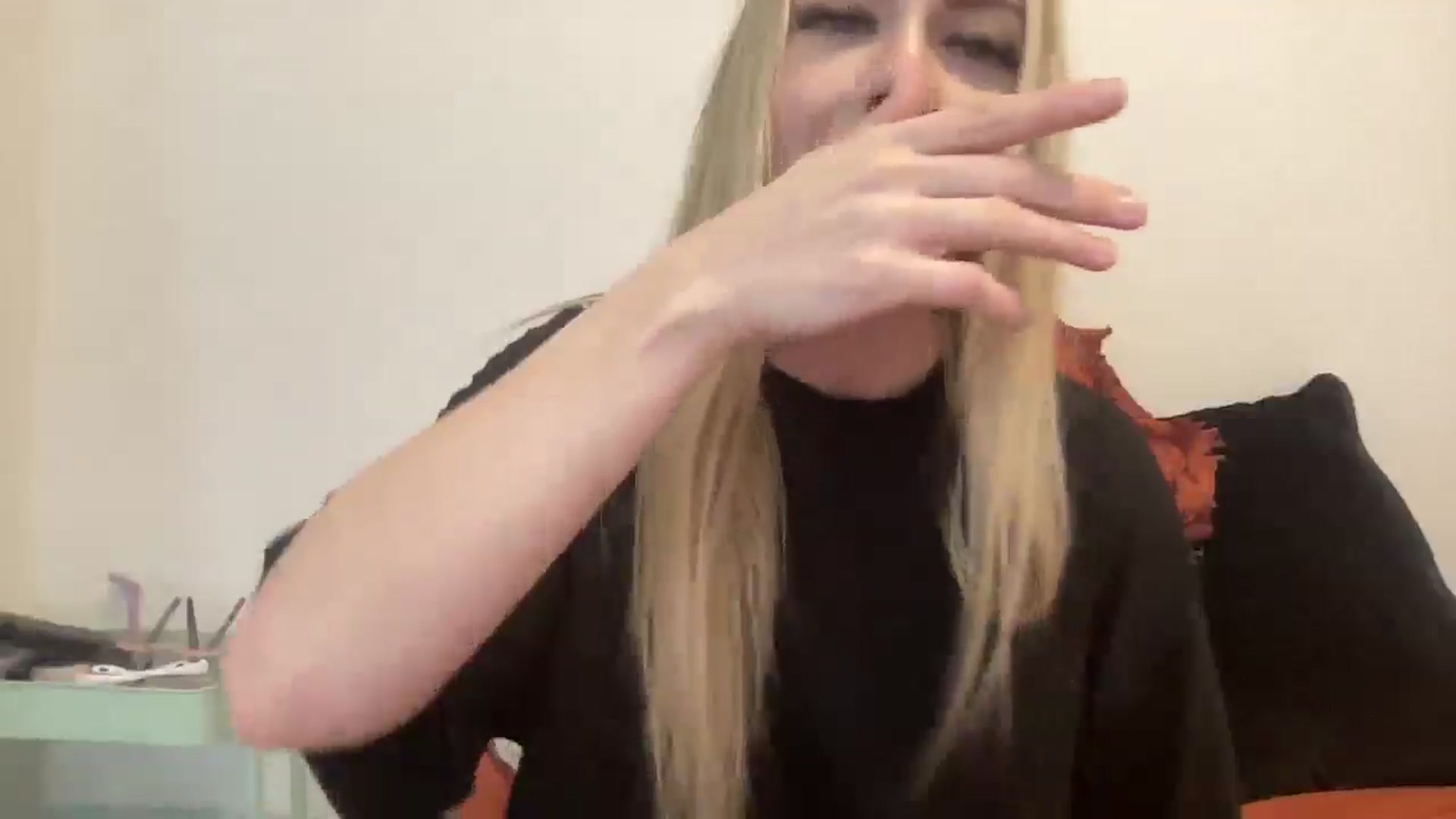 Gallery image thumbnail from AshleyMarina's myfreecams stream on, 11/28/2025, 24:00 image 8 of 20